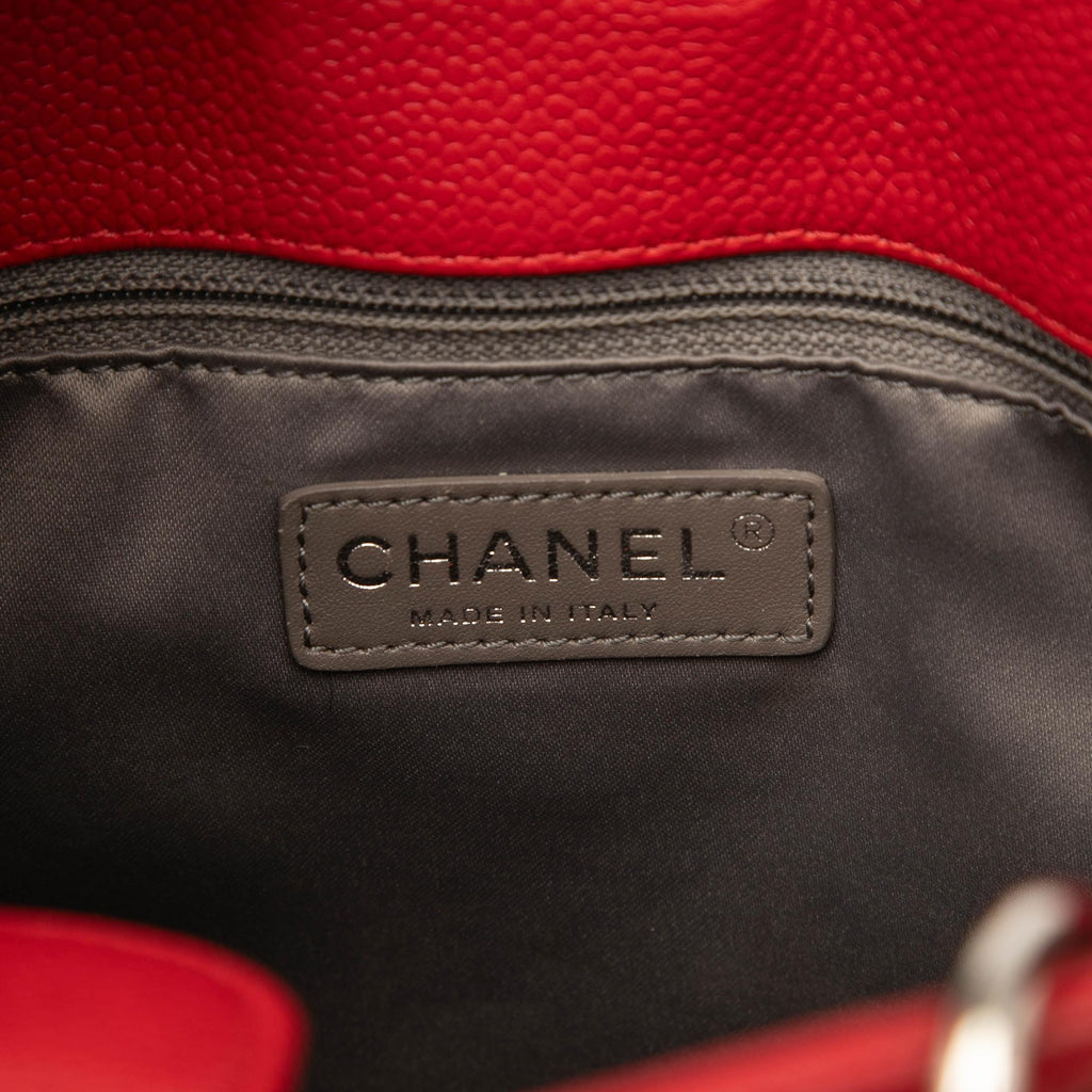 Chanel Caviar Petite Shopping Tote