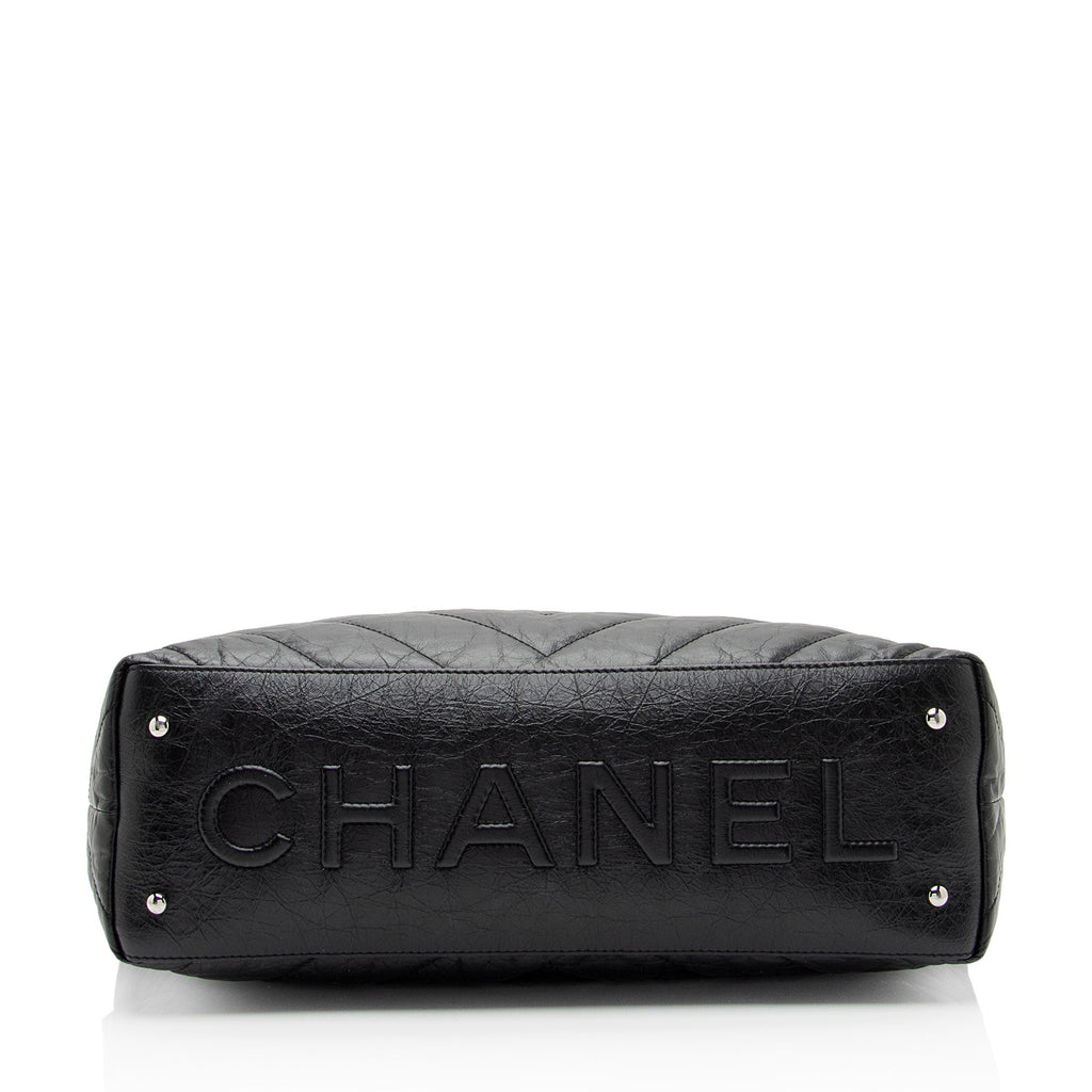 Chanel Chevron Aged Calfskin Big Bang Hobo (SHF-3kJJhz)
