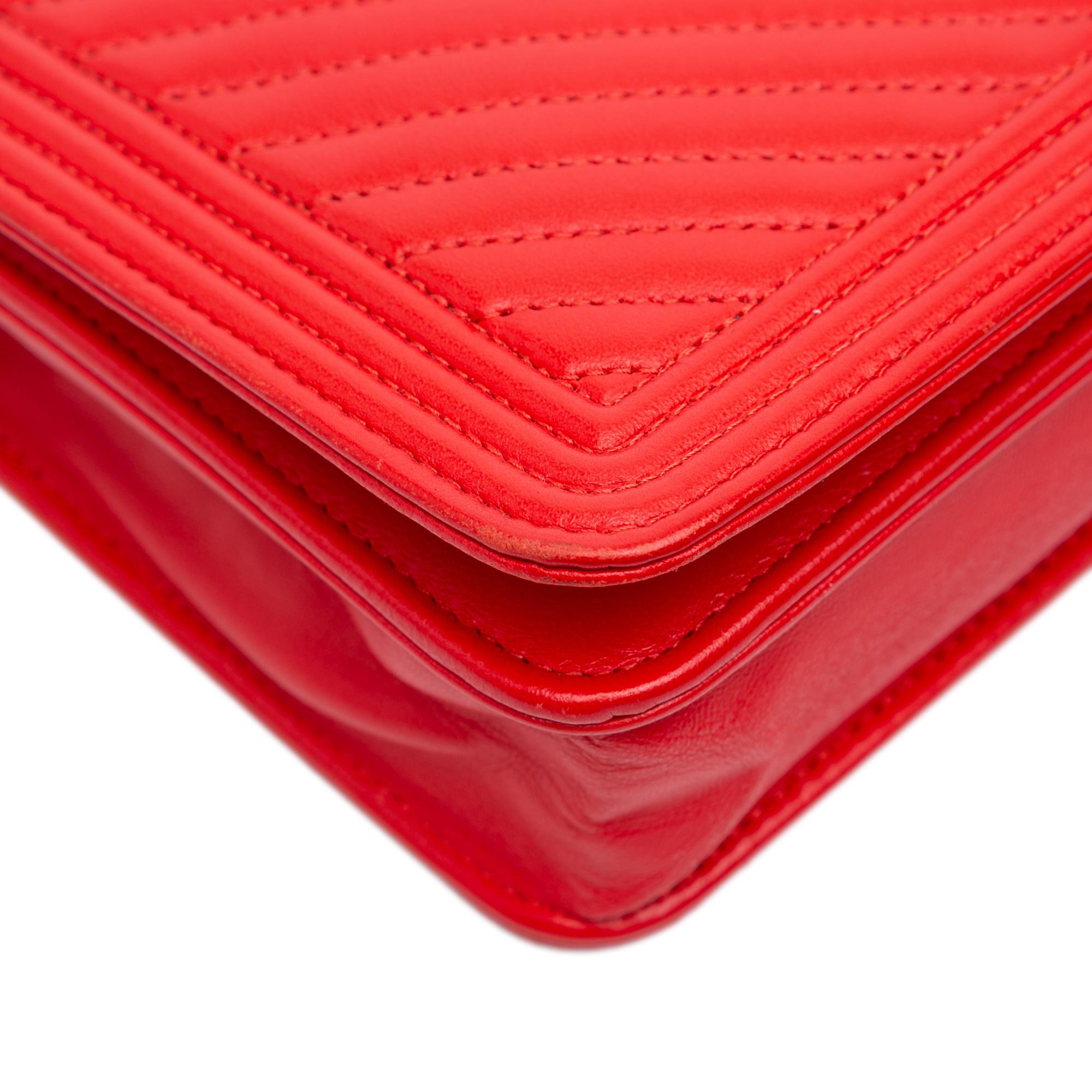 Chanel Chevron Calfskin Boy Wallet On Chain