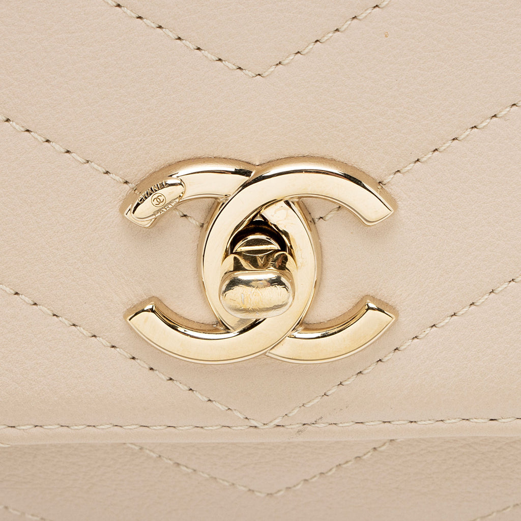 Chanel Chevron Calfskin Chic Small Top Handle