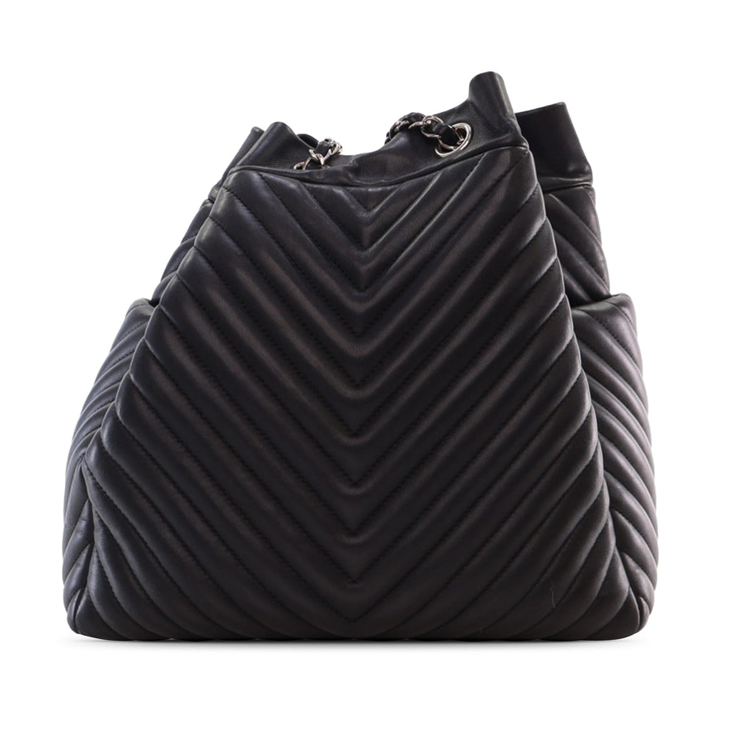 Chanel Chevron Calfskin Urban Spirit Bucket Bag (SHG-c8HyEg)