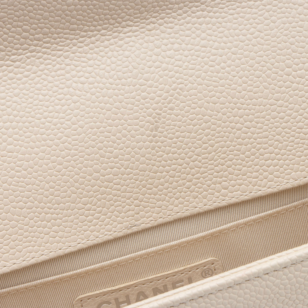Chanel Chevron Caviar Leather Old Medium Boy Bag (SHF-00KAcN)