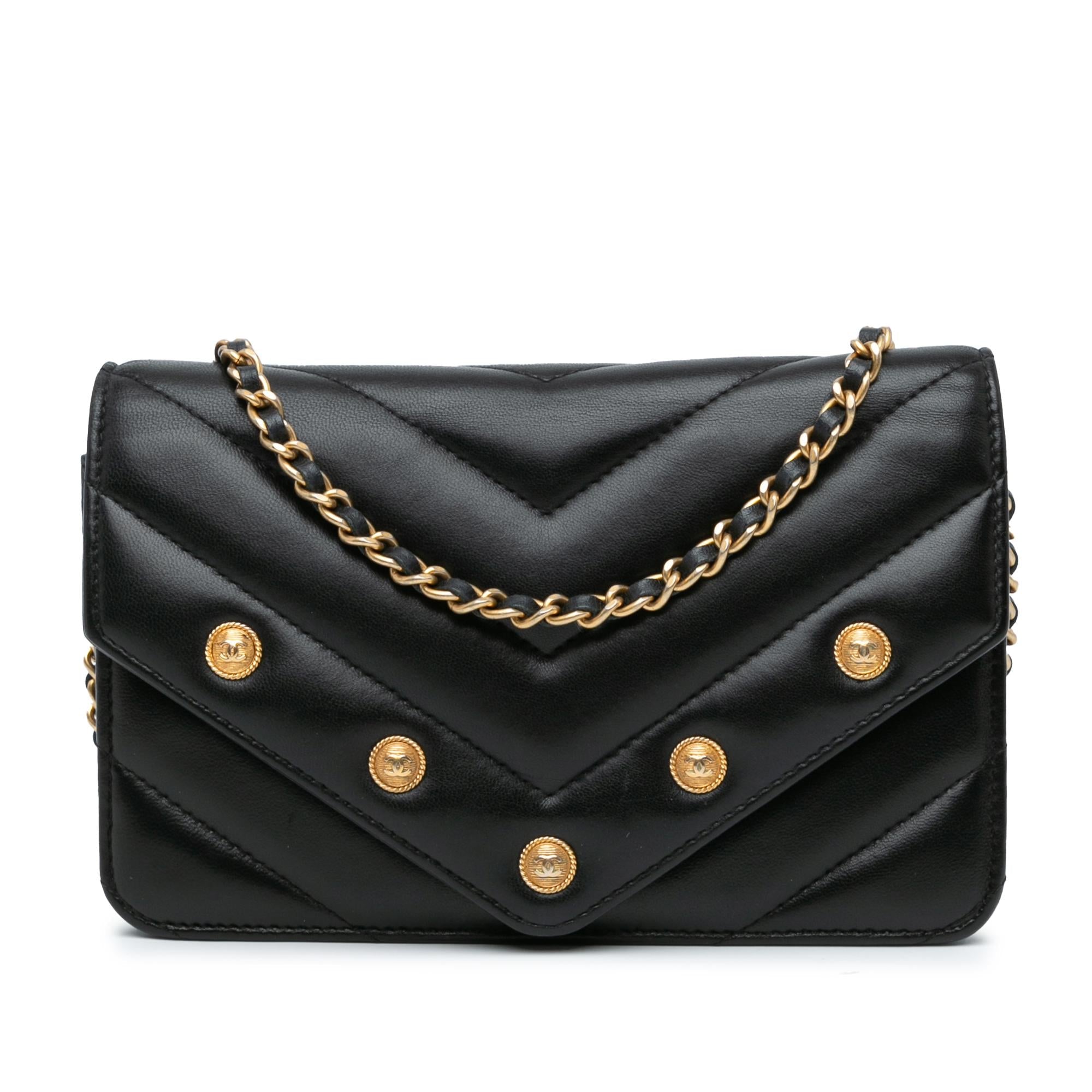 Chanel Chevron Lambskin Button Wallet On Chain (SHG-zOLBNO)
