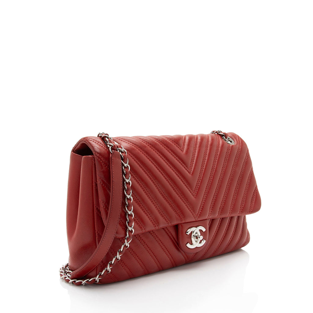 Chanel Chevron Lambskin Classic Jumbo Single Flap Bag (SHF-zB67zI)