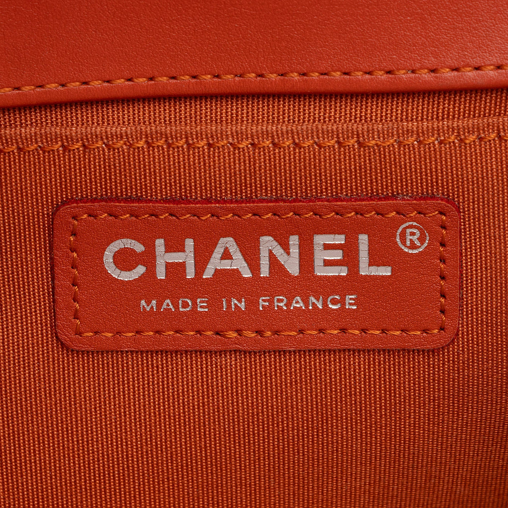 Chanel Chevron Lambskin Old Medium Boy Bag (SHF-ve5YS5)