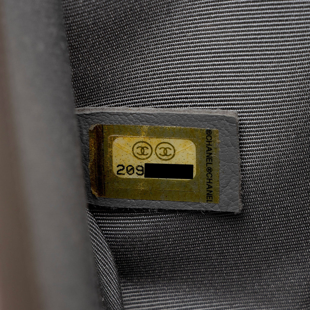 Chanel Chevron Lambskin Old Medium Boy Bag (SHF-fEUBkq)
