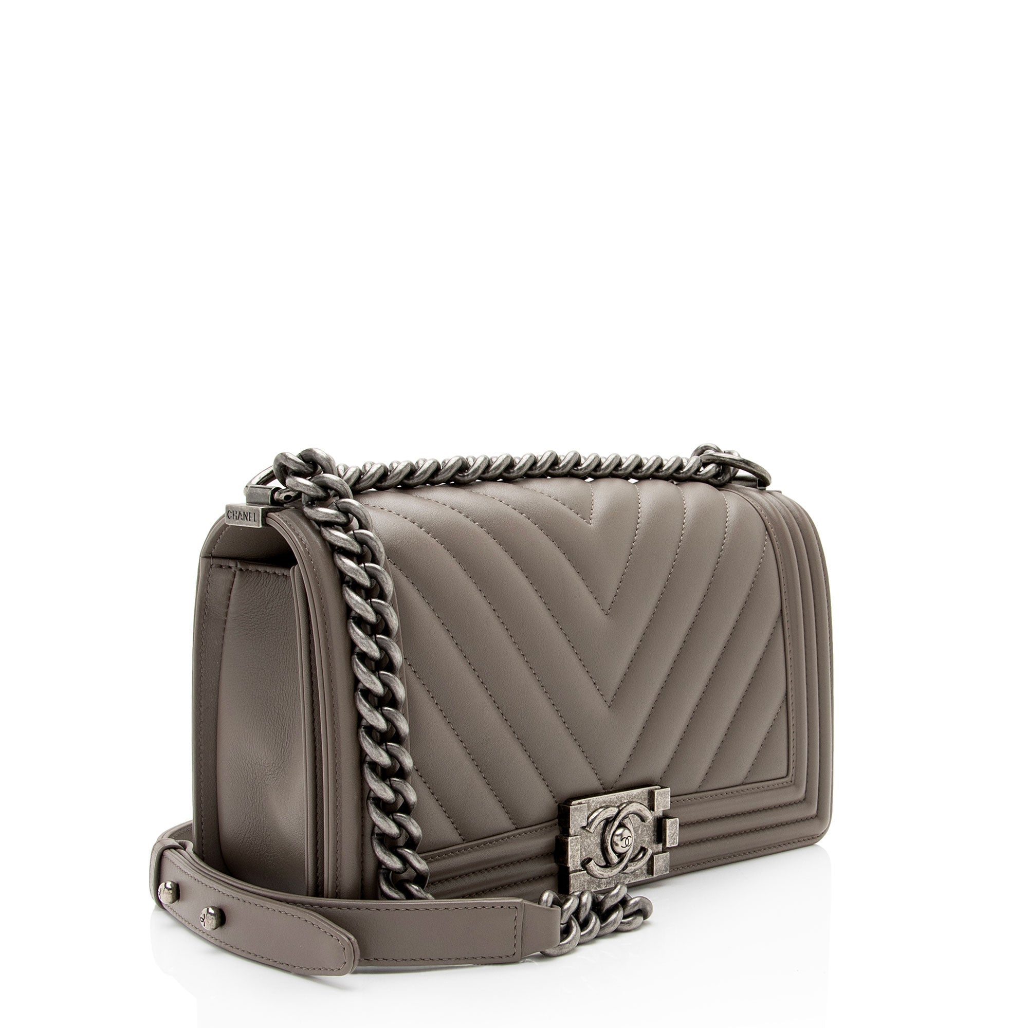 Chanel Chevron Lambskin Old Medium Boy Bag (SHF-fEUBkq)