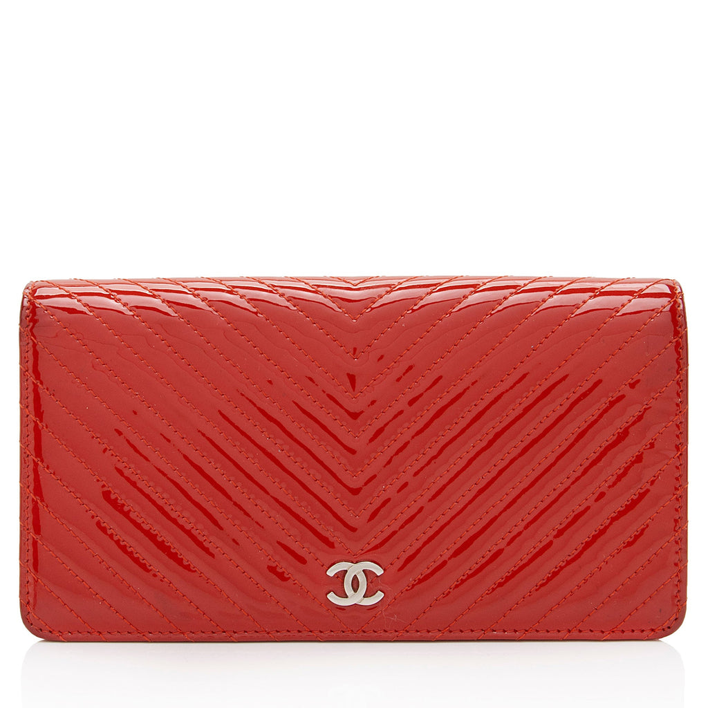 Chanel Chevron Patent Leather Yen Wallet (SHF-dr7rcl)