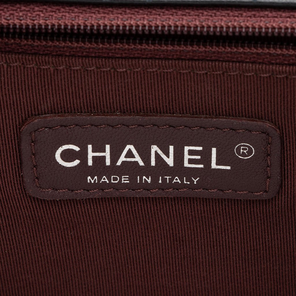Chanel Chevron Wrinkled Lambskin New Medium Boy Bag (SHF-rjzaUj)