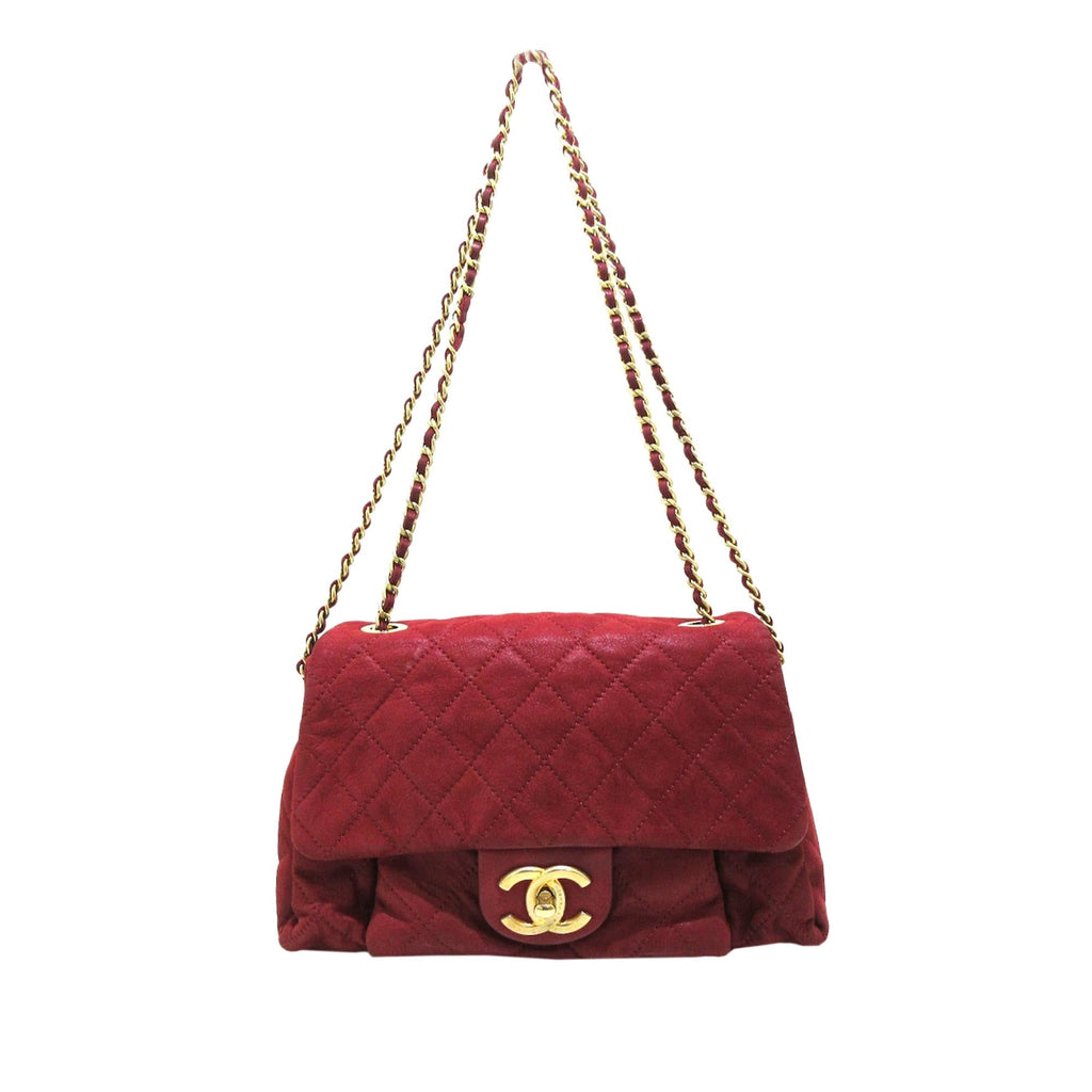 Chanel Chic Quilt Lambskin Leather Shoulder Bag (SHG-34319)