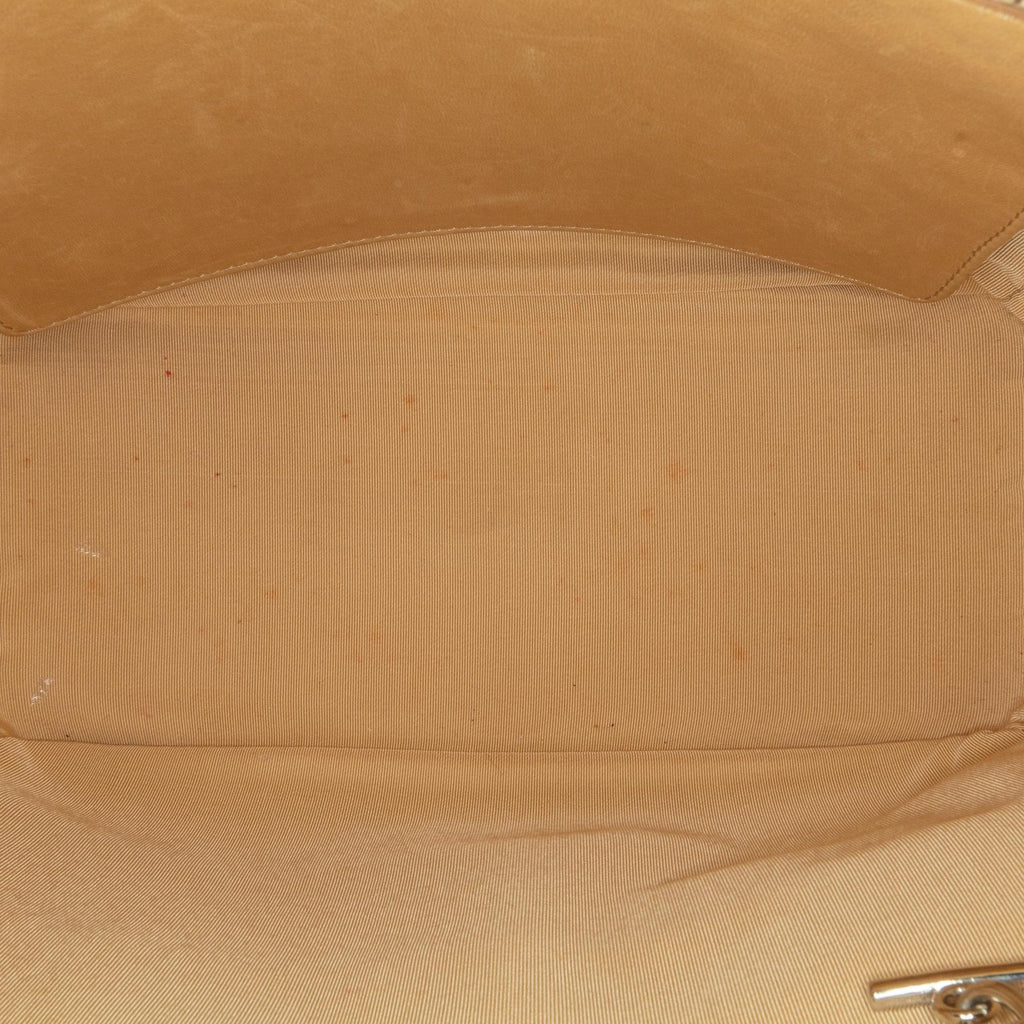 Chanel Choco Bar Canvas CC Camellia No. 5 Tote (SHG-2pYBaU)