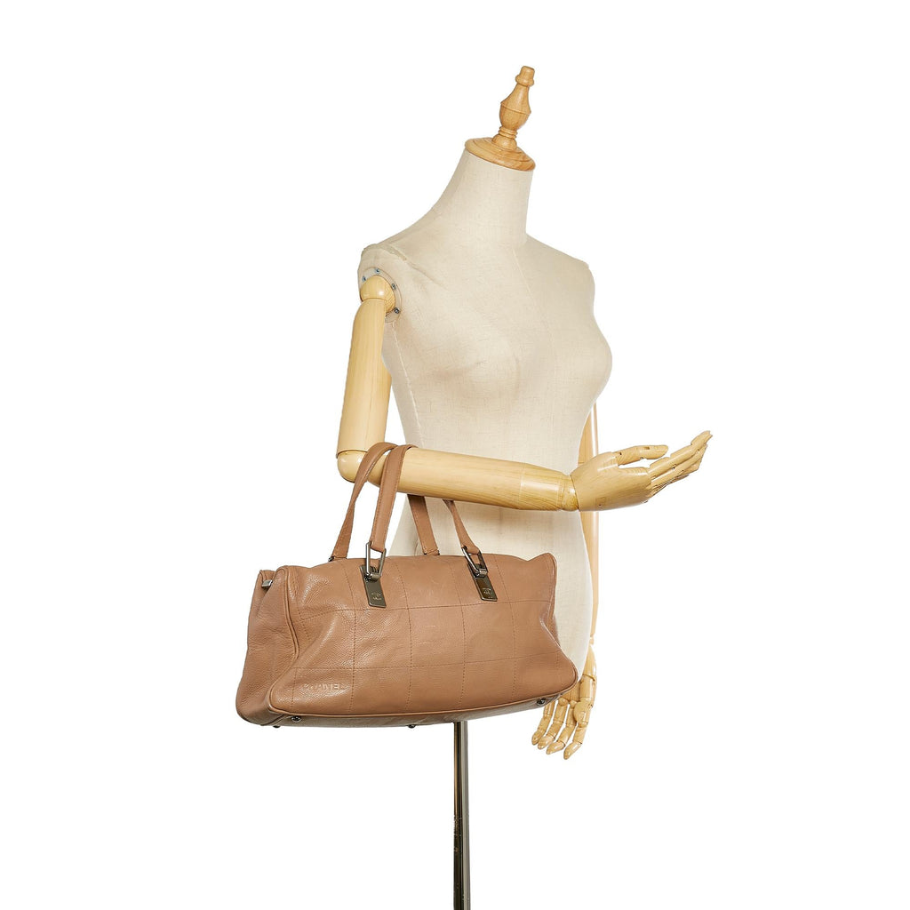 Chanel Choco Bar Caviar Leather Handbag (SHG-25441)