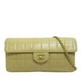 Chanel Choco Bar East West Flap Bag (SHG-vM0n6G)