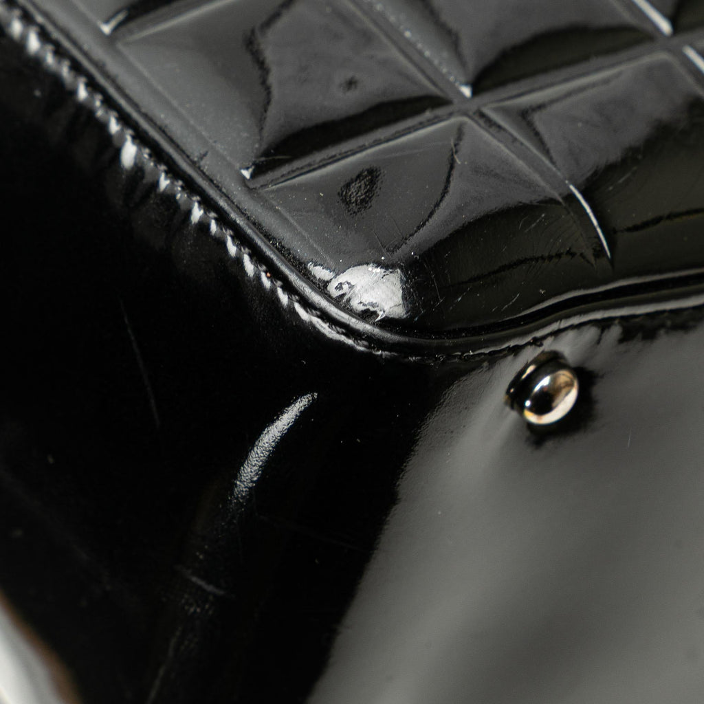 Chanel Chocolate Bar Patent Shoulder Bag