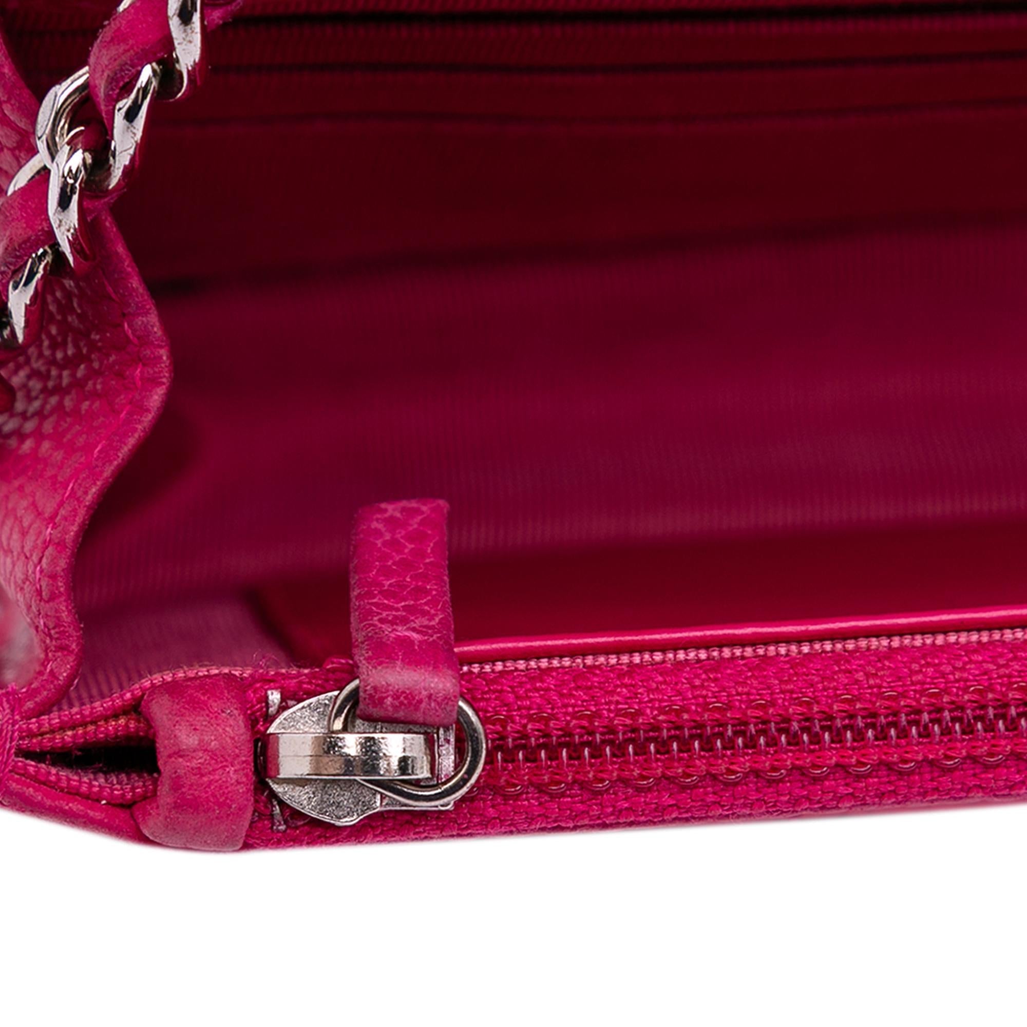 Chanel Classic Caviar Wallet On Chain