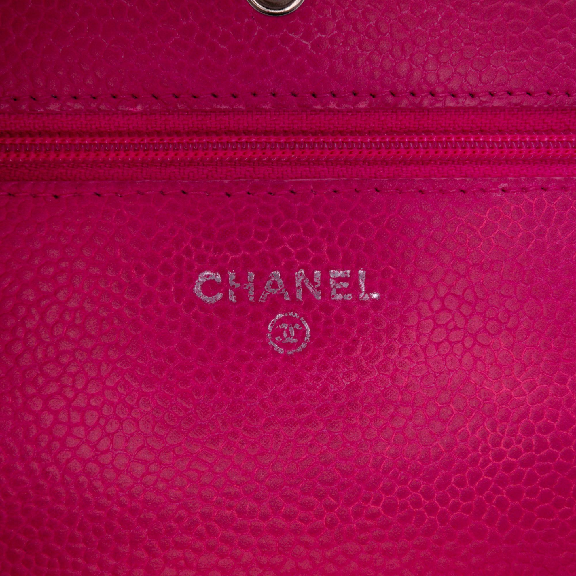 Chanel Classic Caviar Wallet On Chain