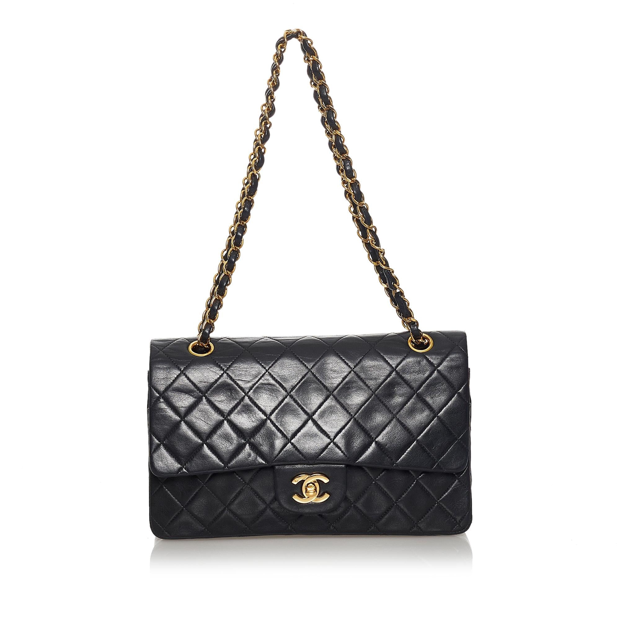 Chanel Classic Lambskin Leather Double Flap Bag (SHG-31282)