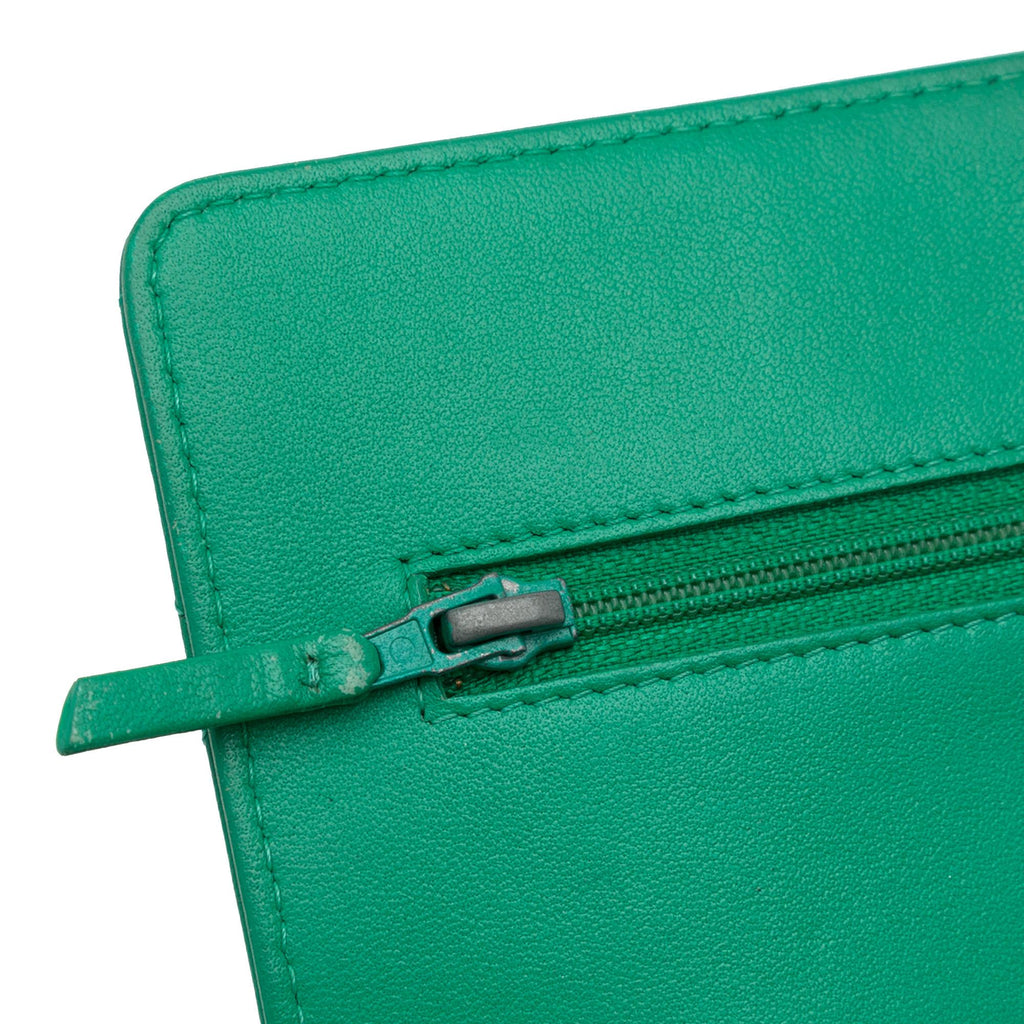 Chanel Classic Lambskin Wallet on Chain (SHG-KwjkVE)