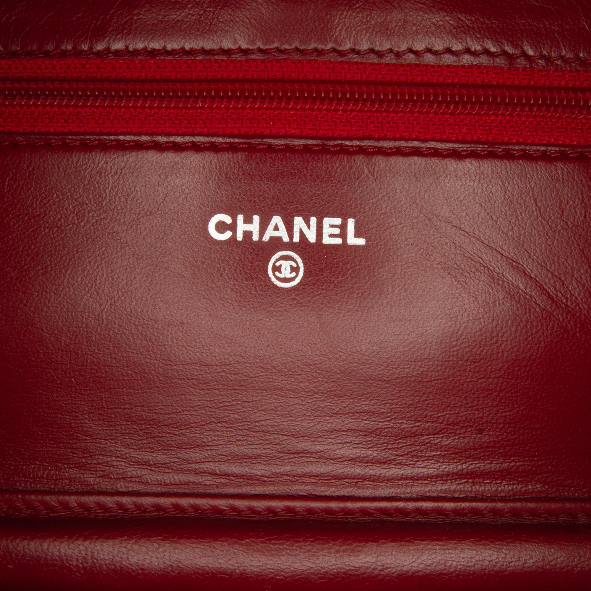 Chanel Classic Lambskin Wallet on Chain (SHG-CGrxCN)