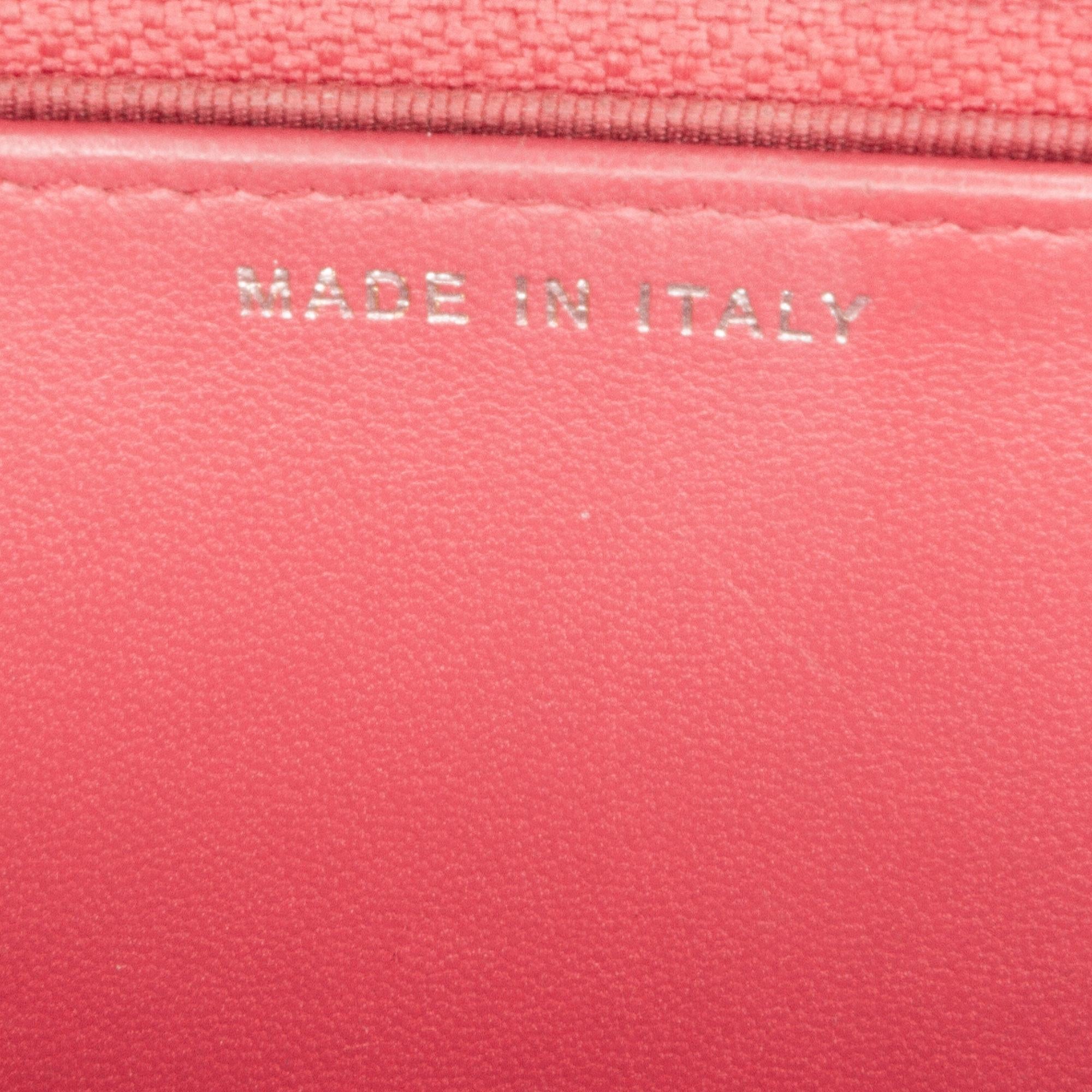 Chanel Classic Lambskin Wallet on Chain (SHG-kmkl8K)
