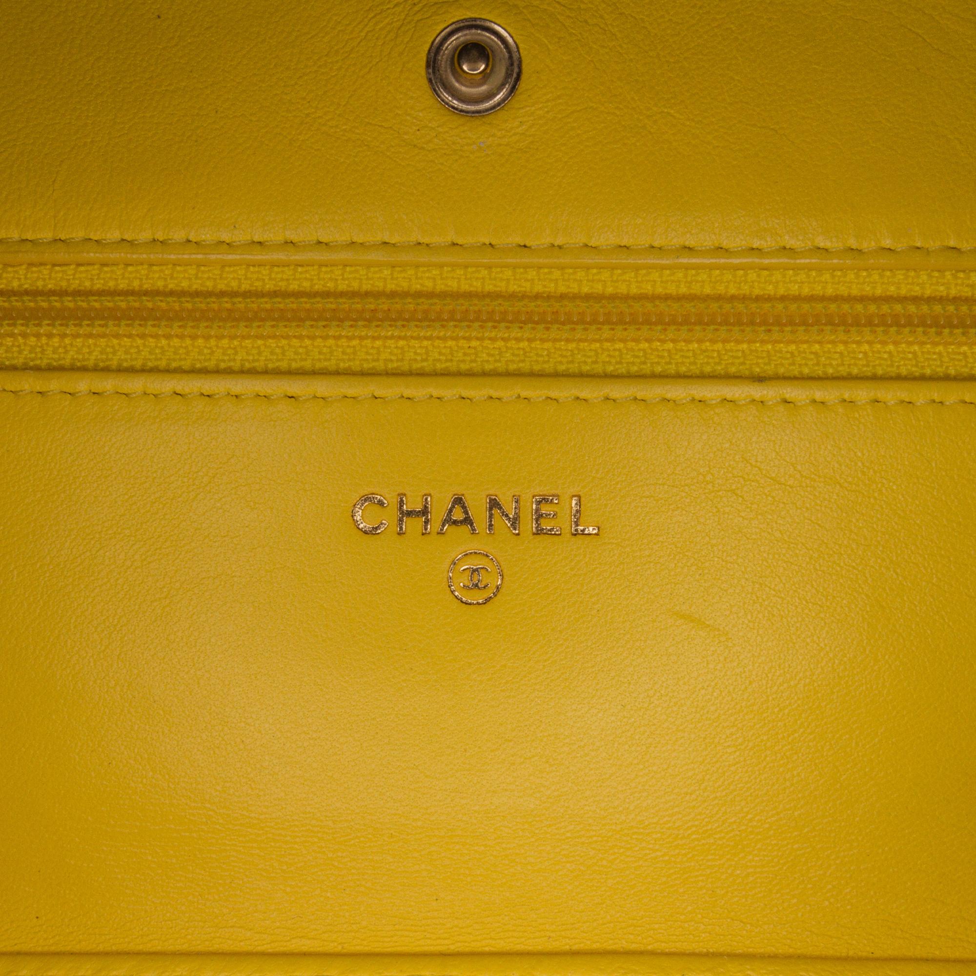 Chanel Classic Lambskin Wallet on Chain (SHG-G9NRRr)