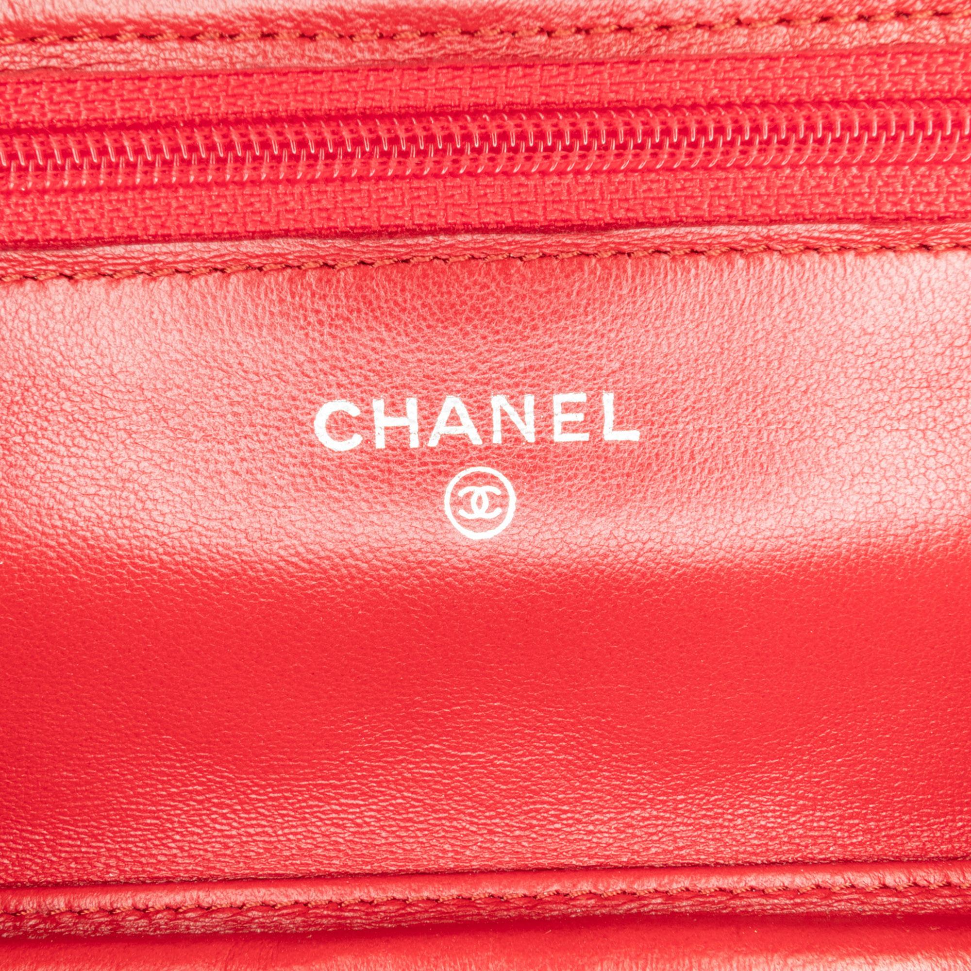 Chanel Classic Lambskin Wallet on Chain (SHG-9jdyPo)