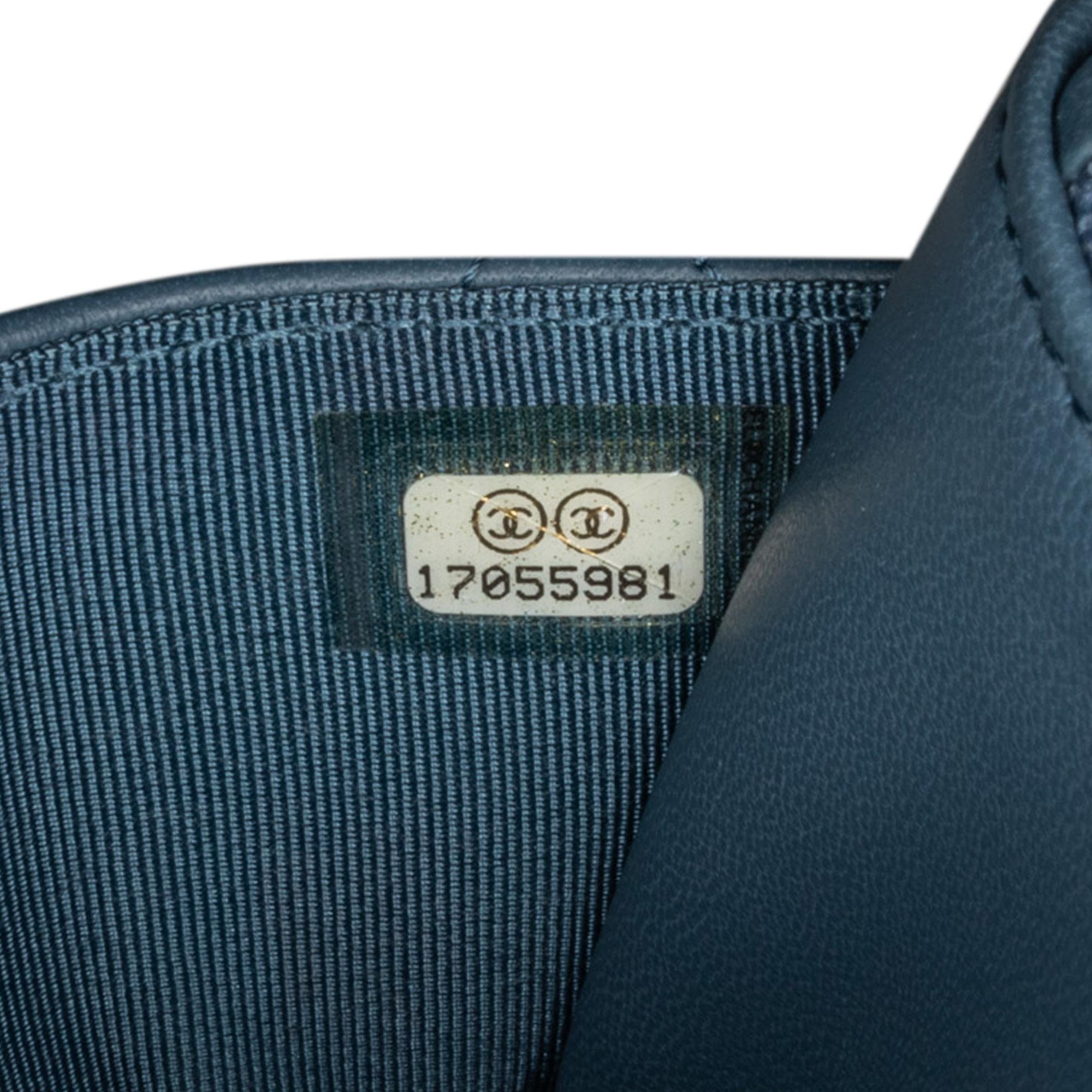 Chanel Classic Lambskin Wallet on Chain (SHG-fxeulc)