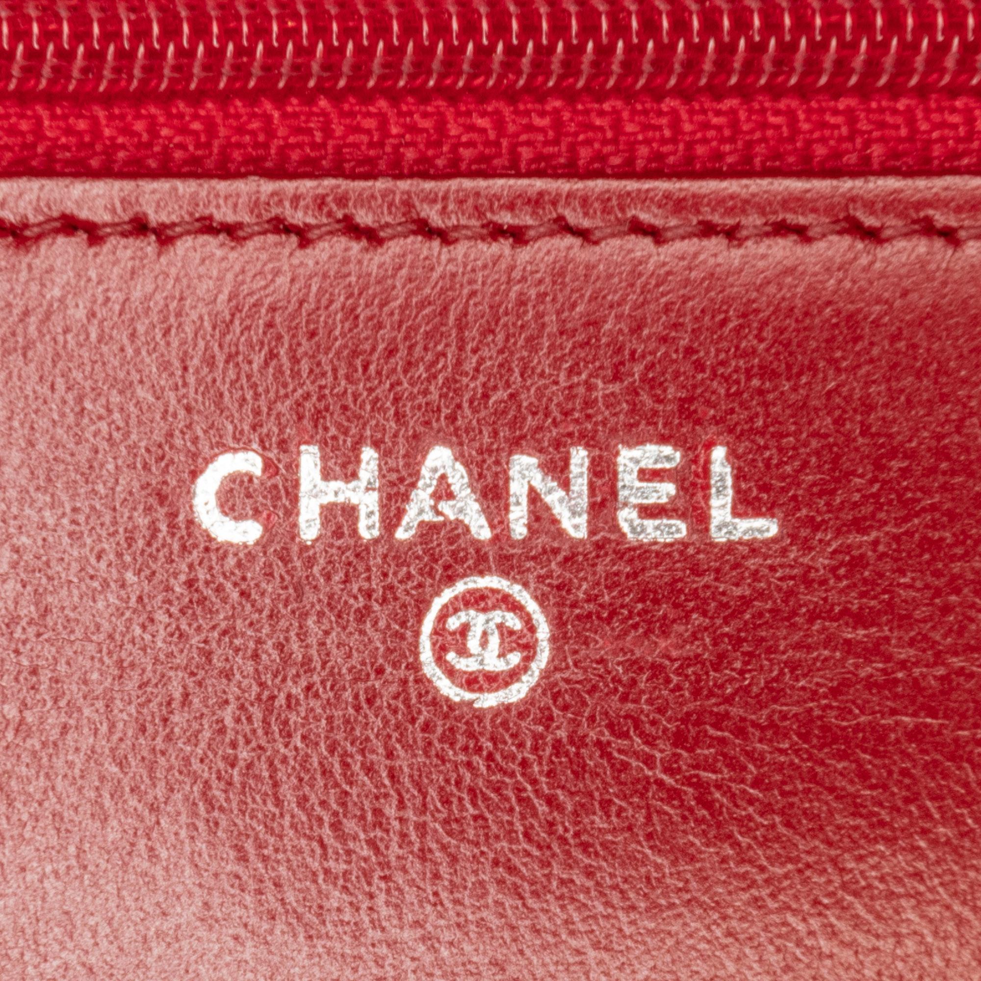 Chanel Classic Lambskin Wallet on Chain (SHG-tvHjUG)