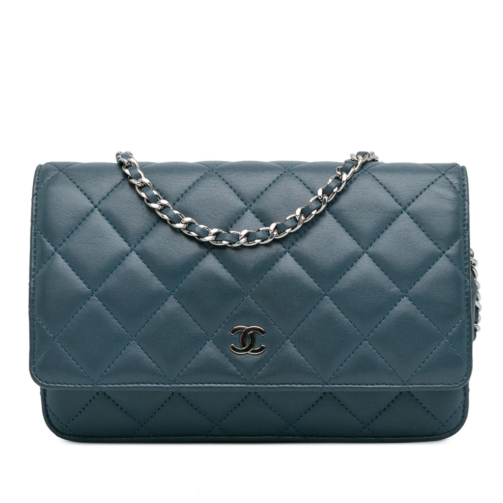 Chanel Classic Lambskin Wallet on Chain (SHG-gkuHIv)