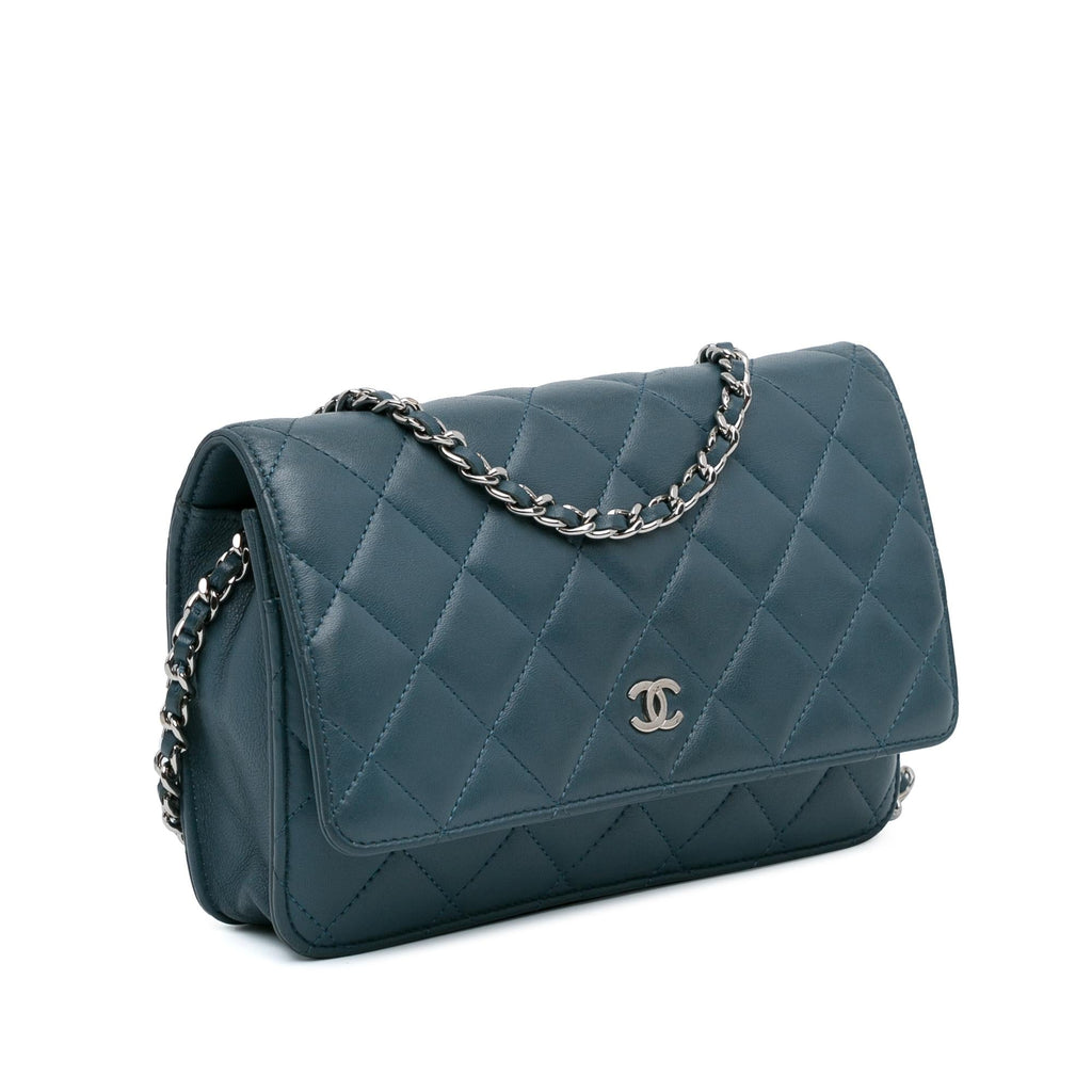 Chanel Classic Lambskin Wallet on Chain (SHG-gkuHIv)