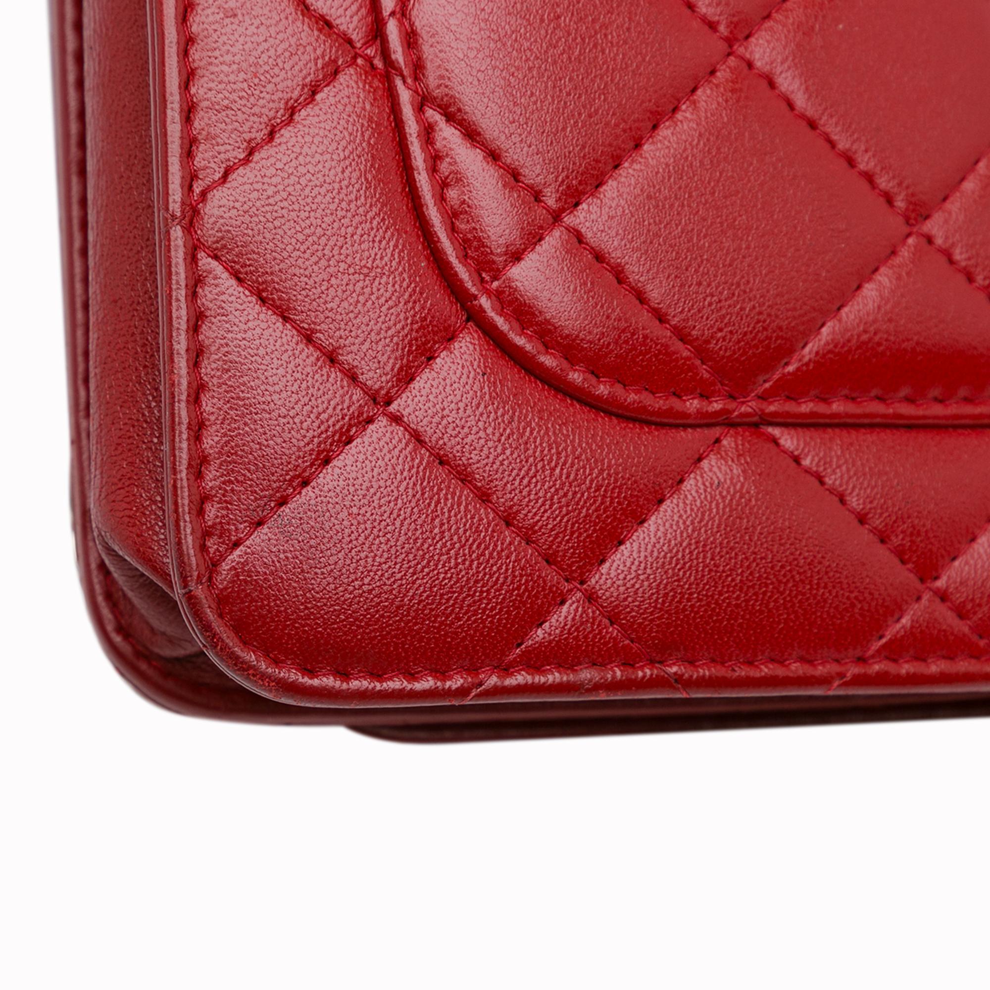 Chanel Classic Lambskin Wallet on Chain (SHG-3xoqhY)