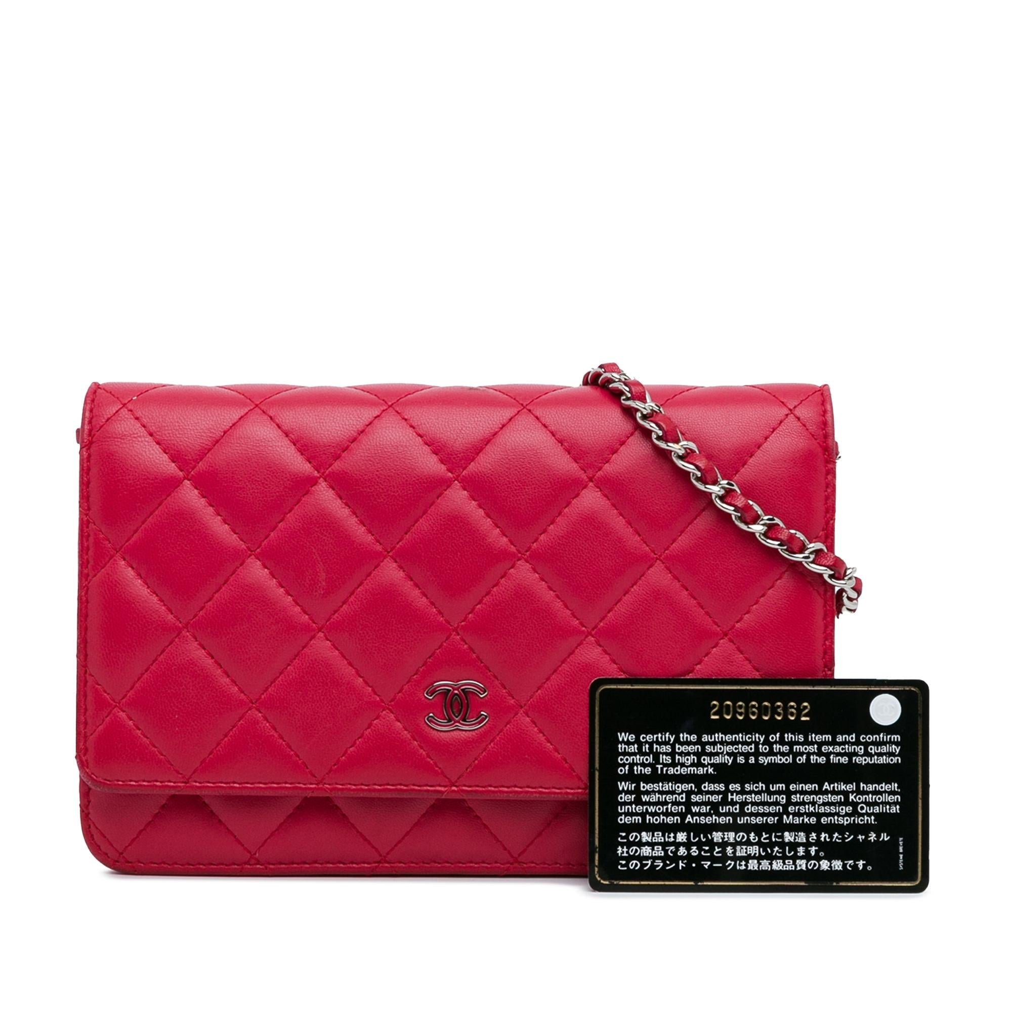 Chanel Classic Lambskin Wallet on Chain (SHG-mYutfq)