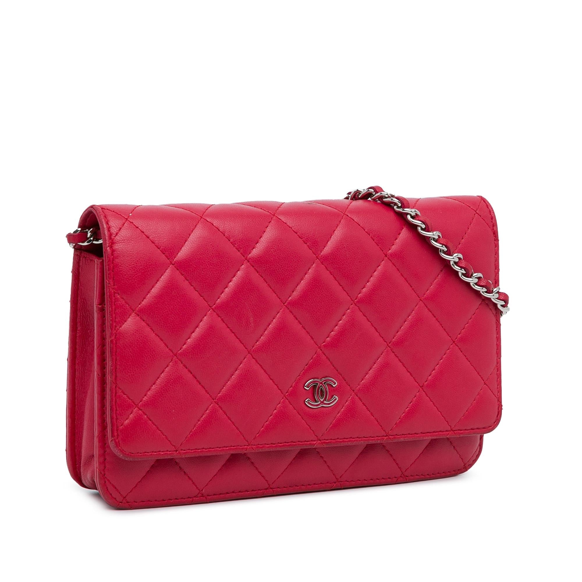 Chanel Classic Lambskin Wallet on Chain (SHG-mYutfq)