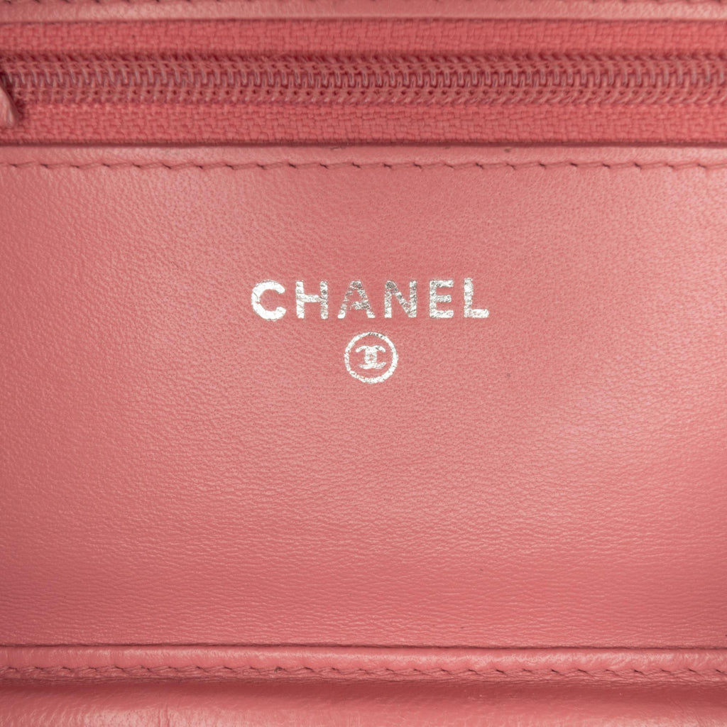 Chanel Classic Lambskin Wallet on Chain (SHG-ltwE8d)