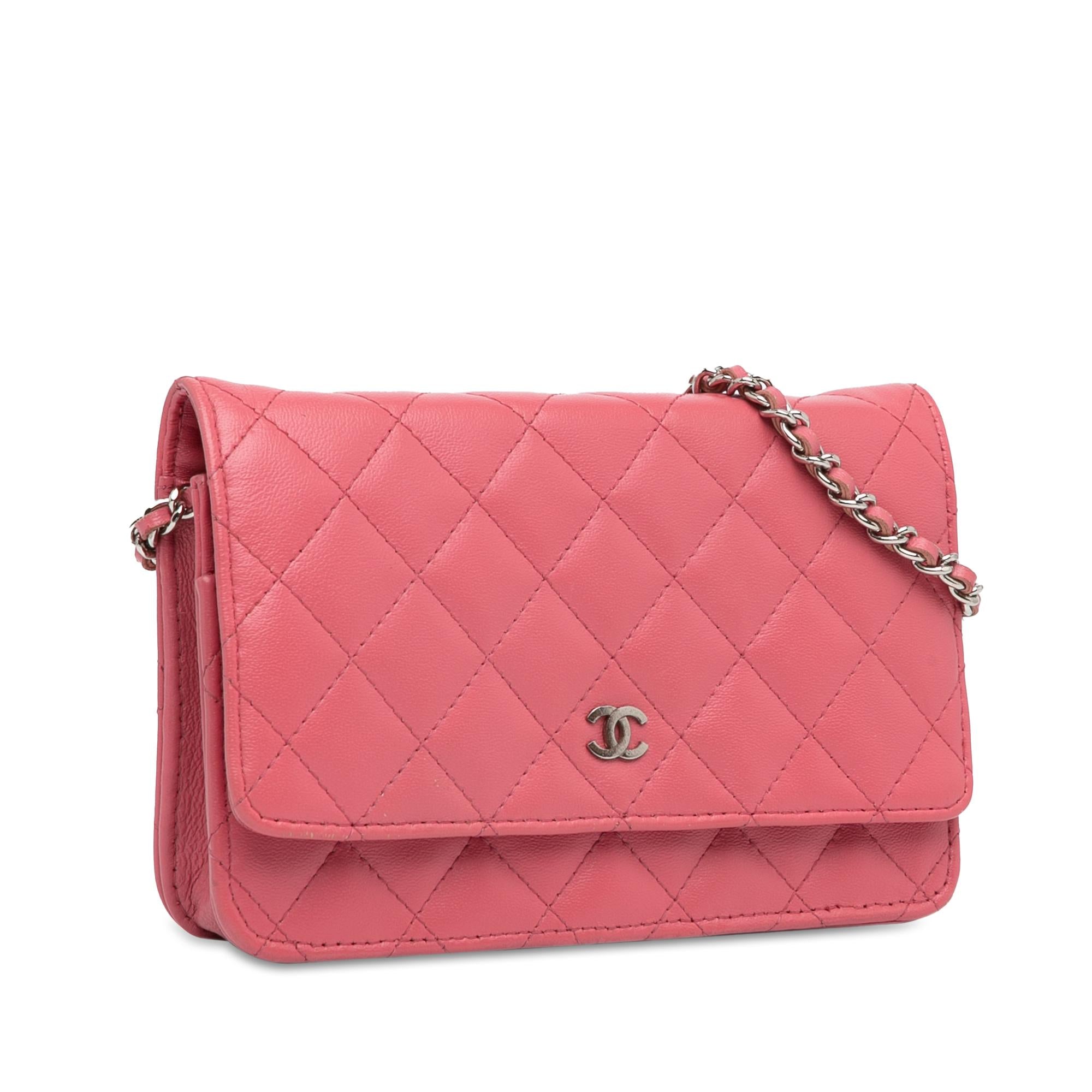 Chanel Classic Lambskin Wallet on Chain (SHG-ltwE8d)