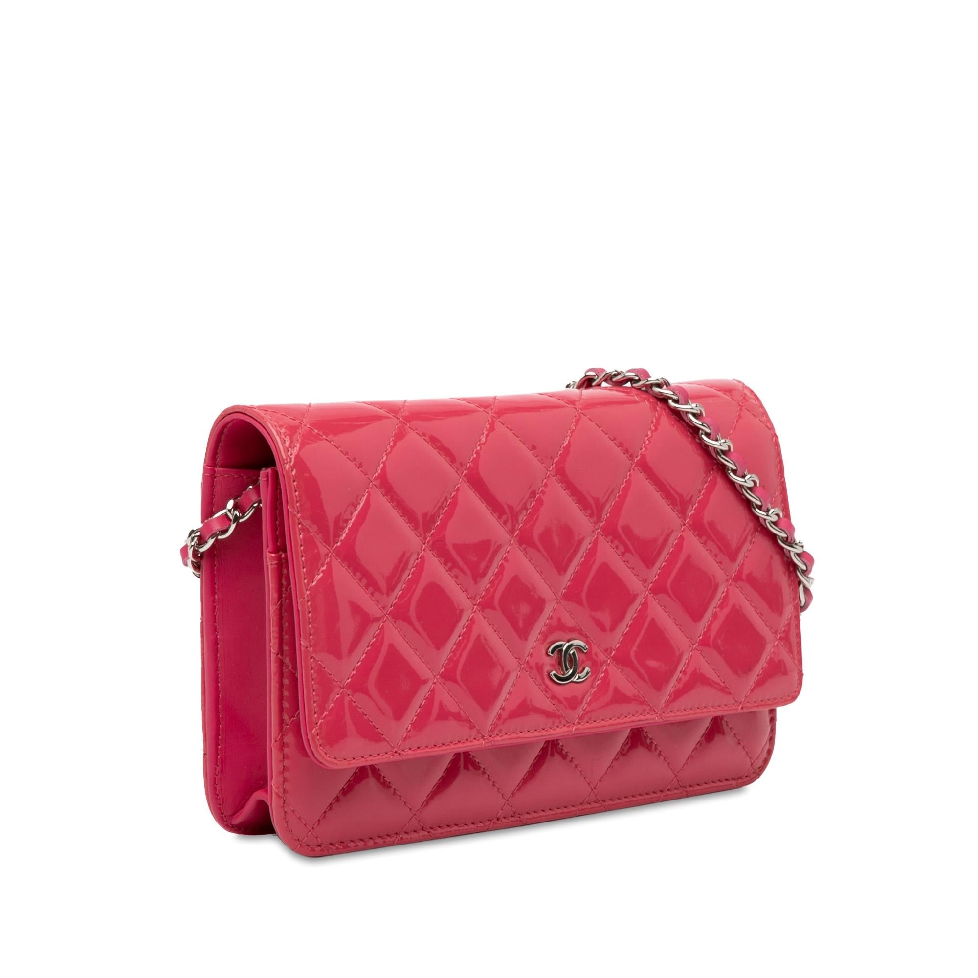 Chanel Classic Patent Wallet On Chain (SHG-A2wDHs)