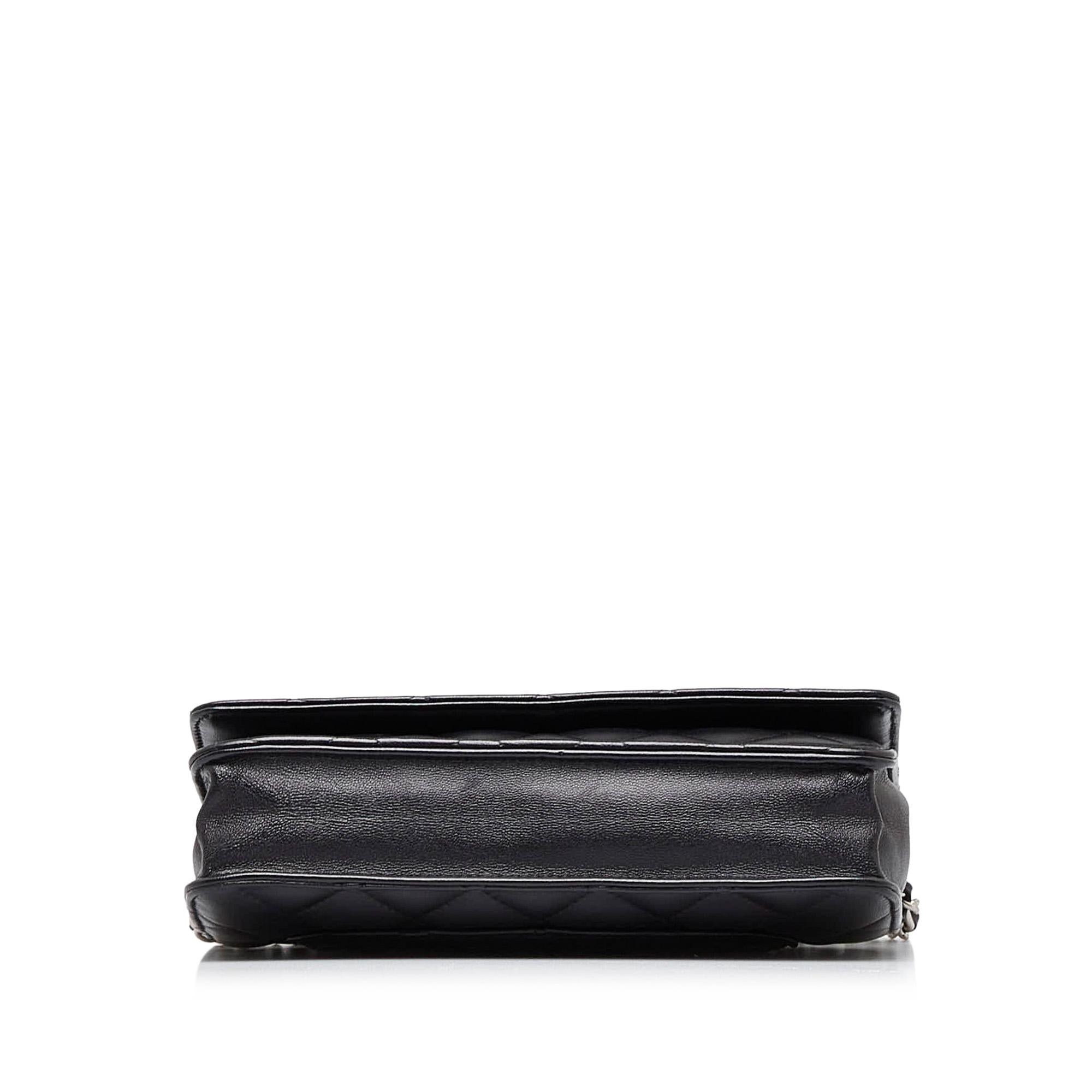 Chanel Classic Wallet on Chain (SHG-t2aF4Z)
