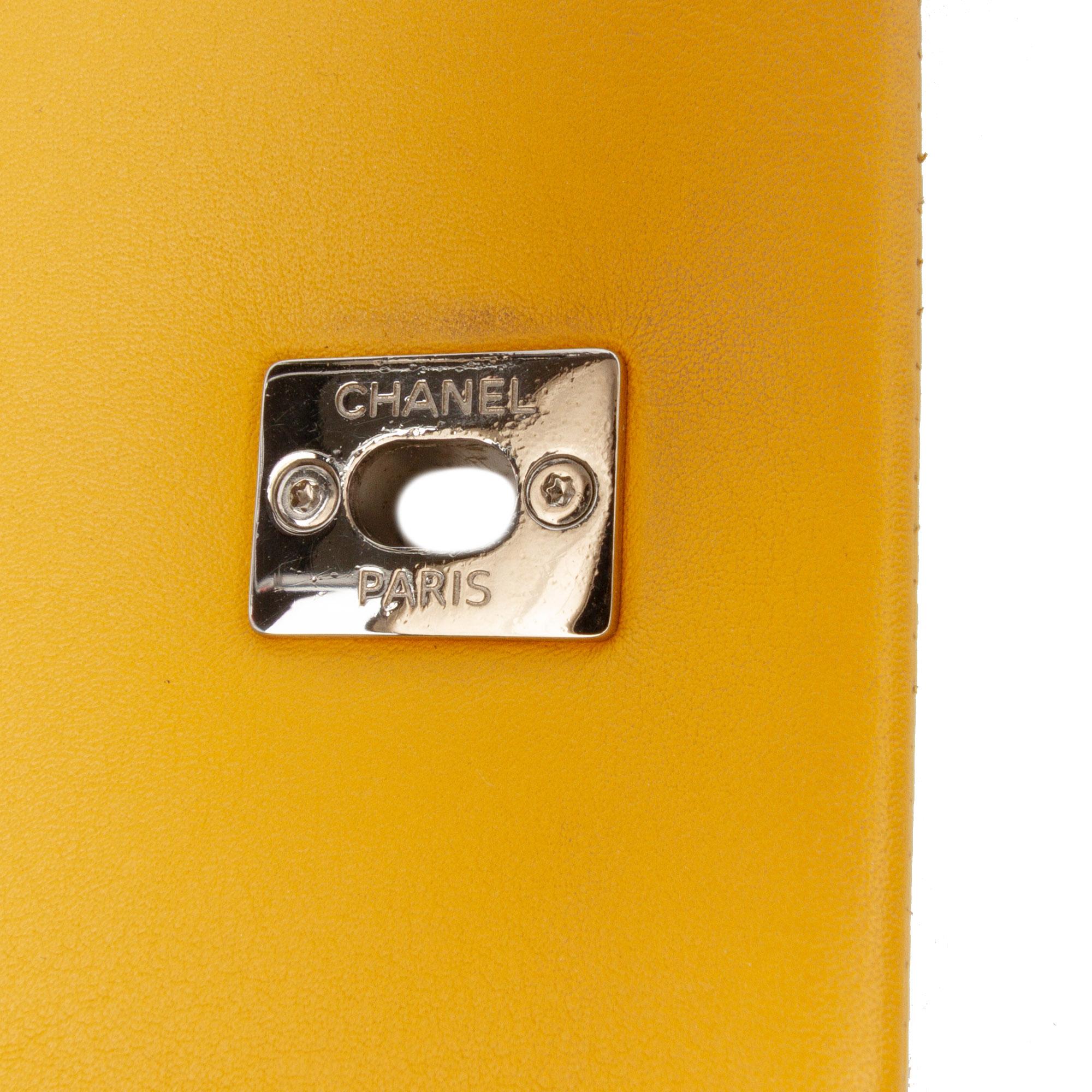 Chanel Crumpled Calfskin Bi Quilted Vintage Full Flap