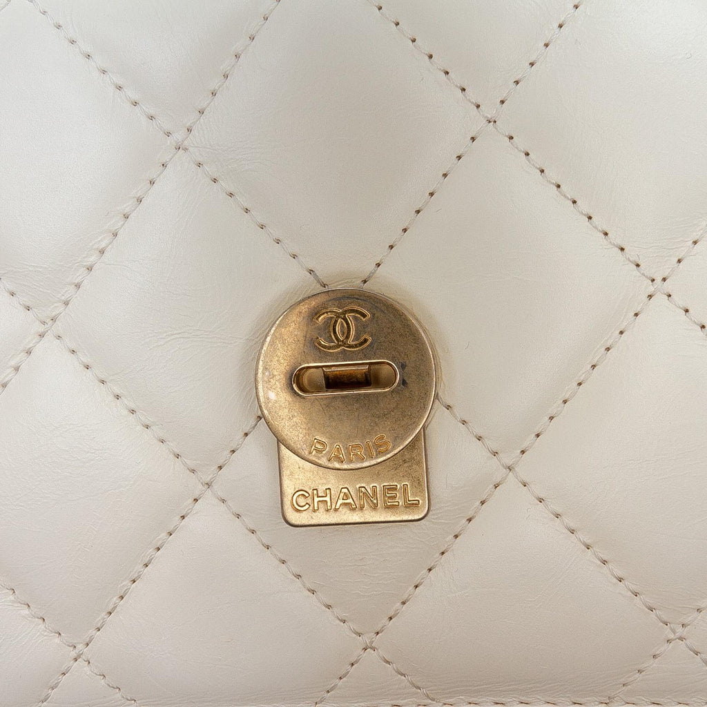 Chanel Crumpled Calfskin En Vogue Rope Flap