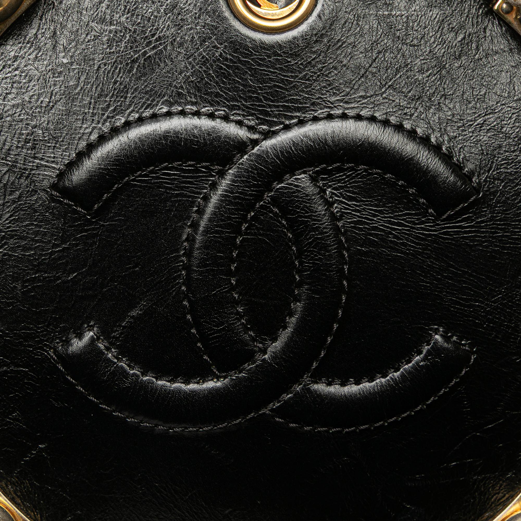 Chanel Crumpled Calfskin En Vogue Round Bag