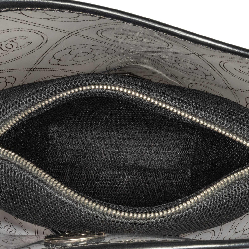 Chanel Crumpled Calfskin PVC Camellia Bucket (SHG-i0Pshh)