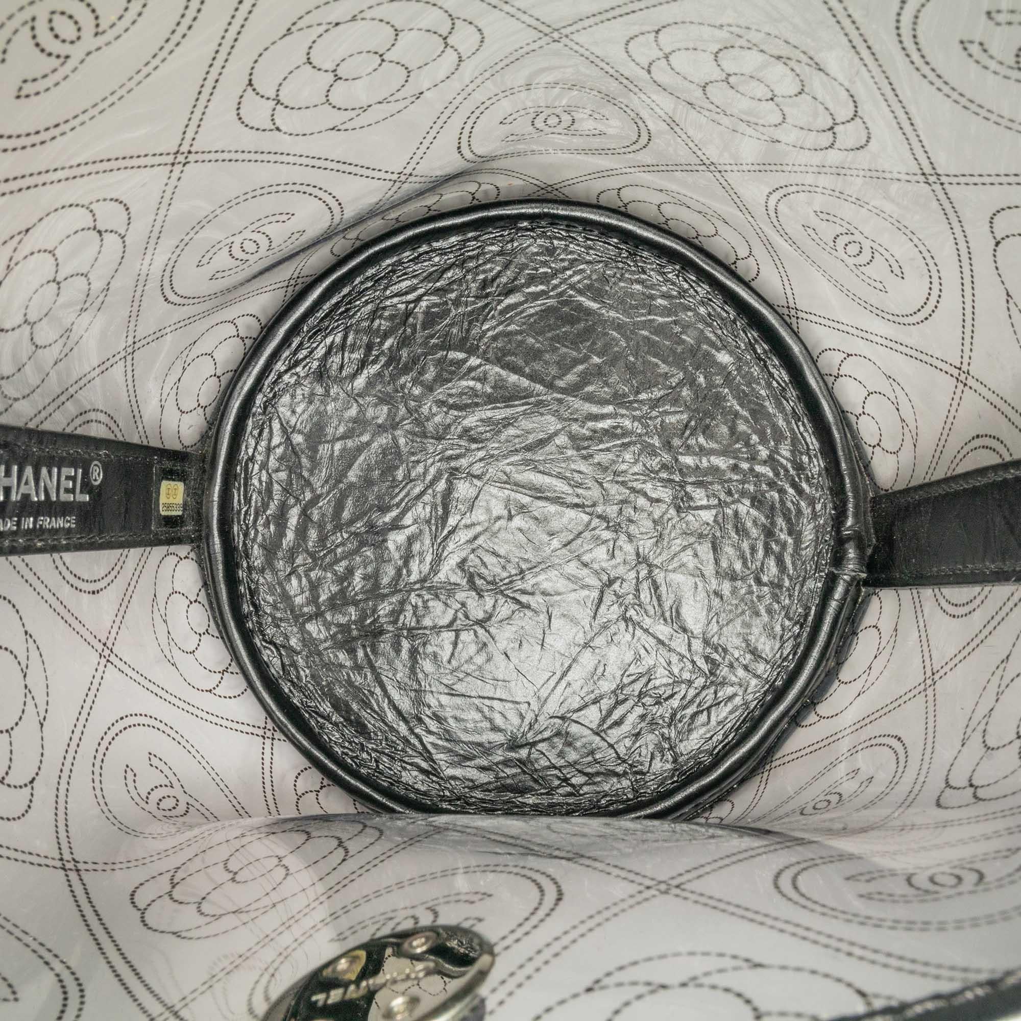 Chanel Crumpled Calfskin PVC Camellia Bucket (SHG-MQacNp)