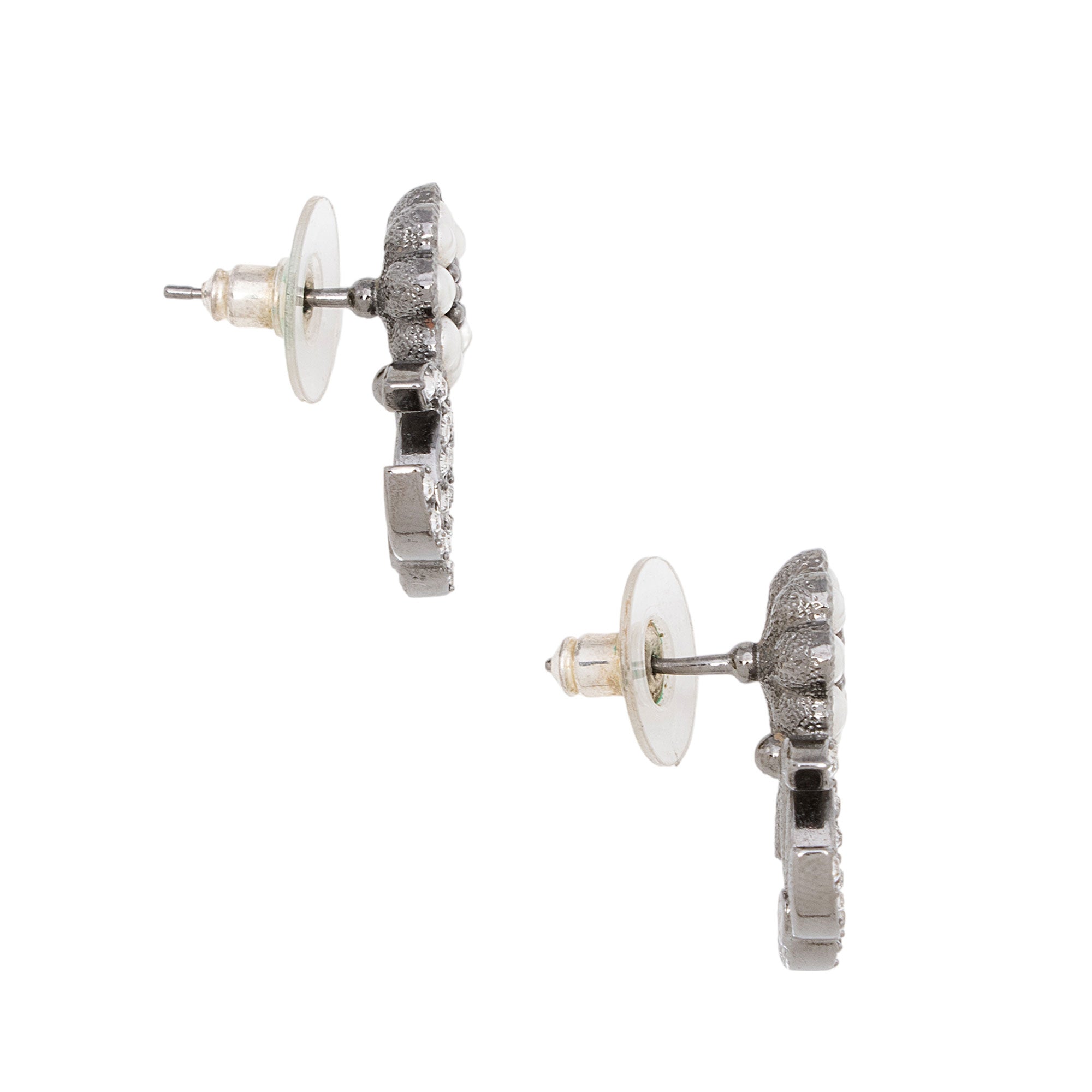 Chanel Crystal Pearl Flower CC Drop Earrings (SHF-aiN3WM)