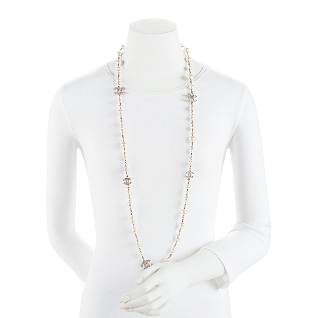Chanel Crystal Pearl CC Long Necklace (SHF-oKOF4P)