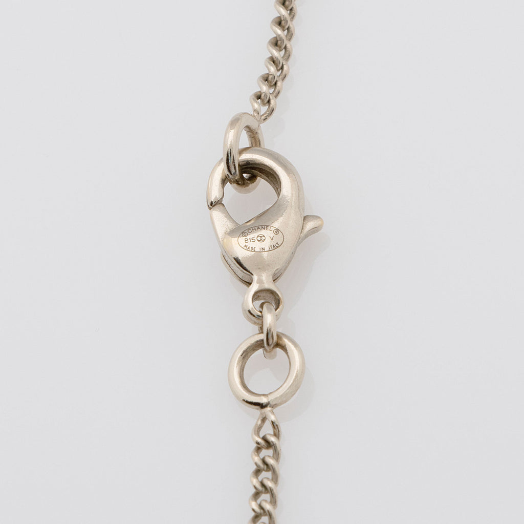 Chanel Crystal Pearl CC Necklace (SHF-RxHf2H)