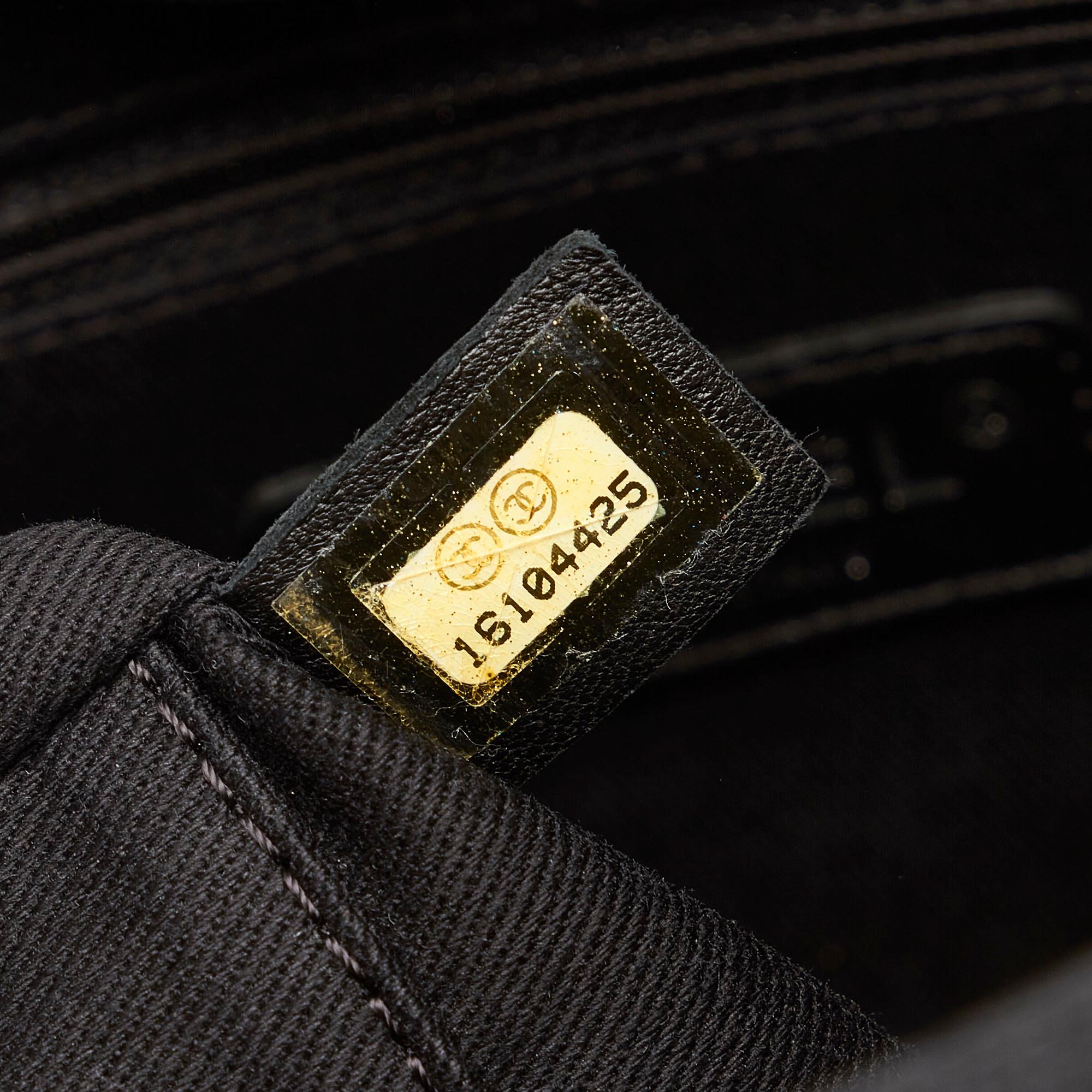 Chanel Deauville Tote Bag (SHG-URpfe4)