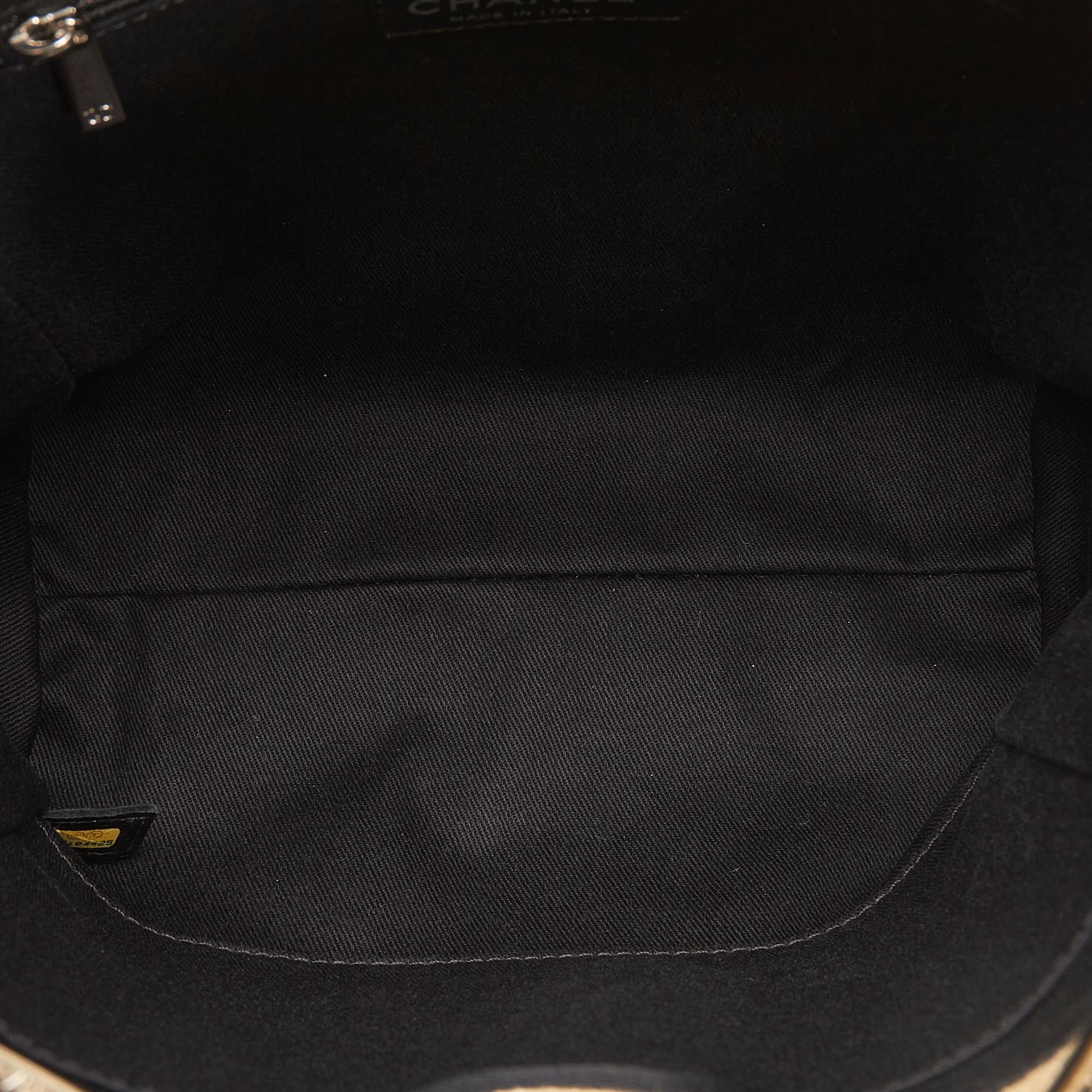Chanel Deauville Tote Bag (SHG-URpfe4)