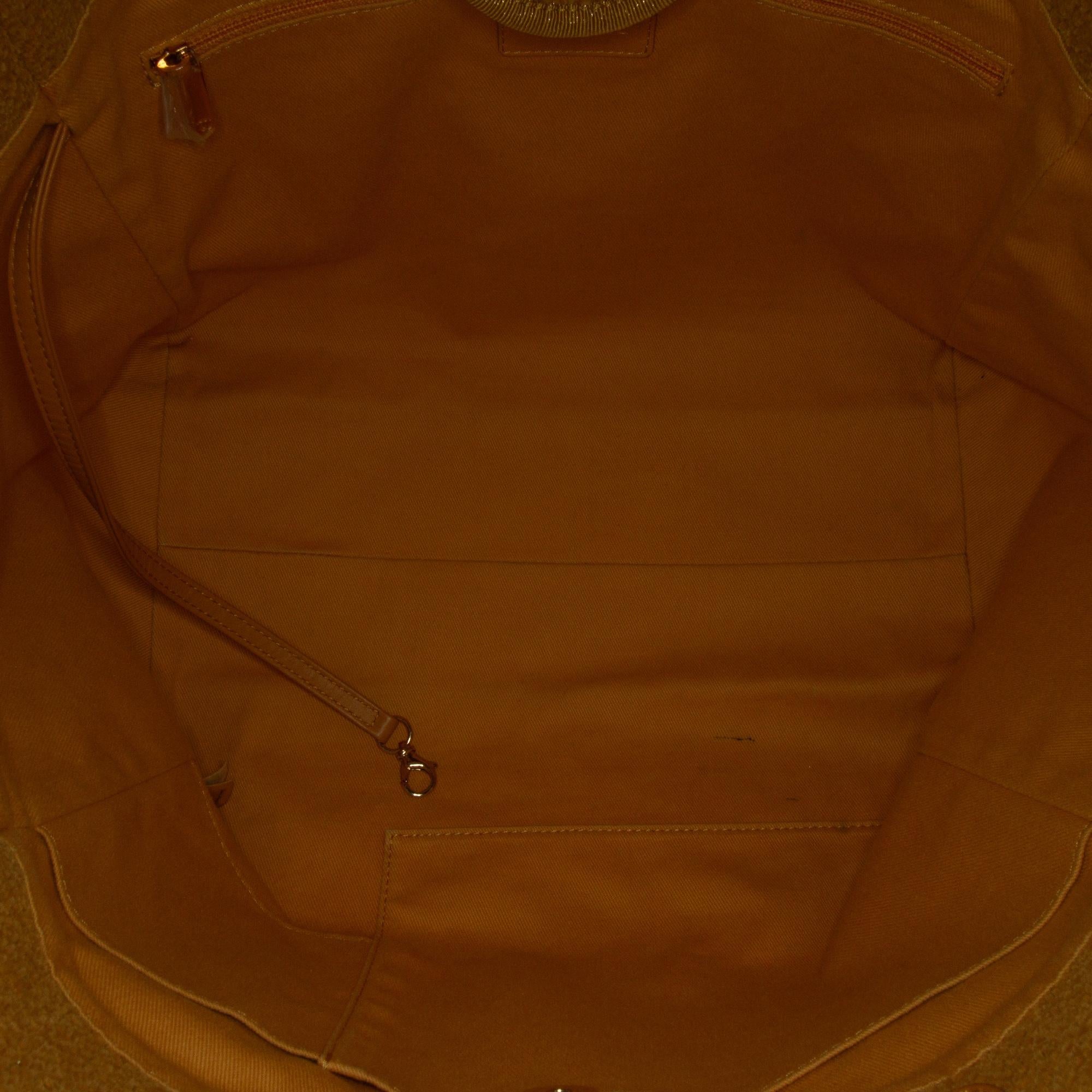 Chanel Deauville Tote (SHG-mibhYb)