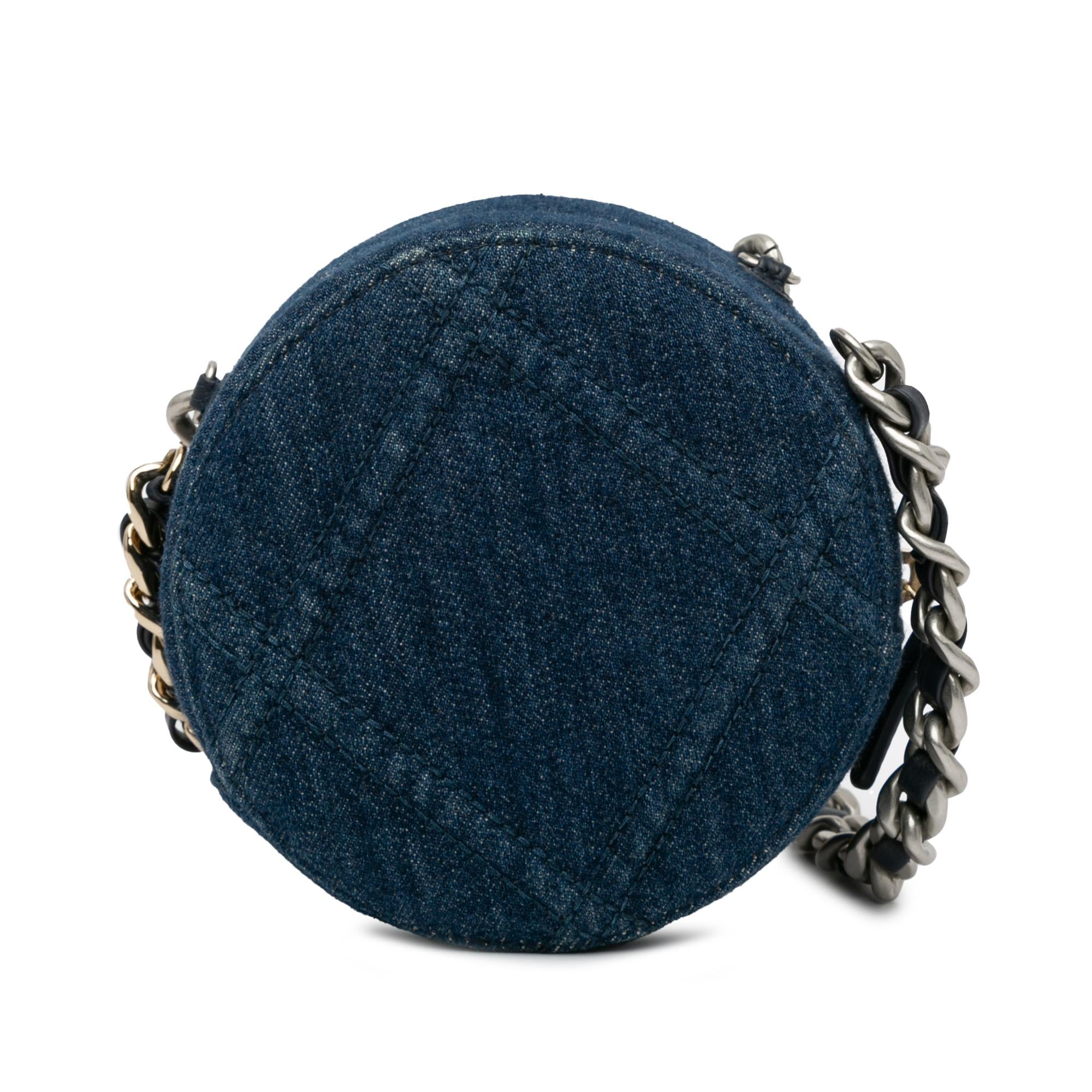 Chanel Denim 19 Round Clutch with Chain (SHG-A6jTXJ)