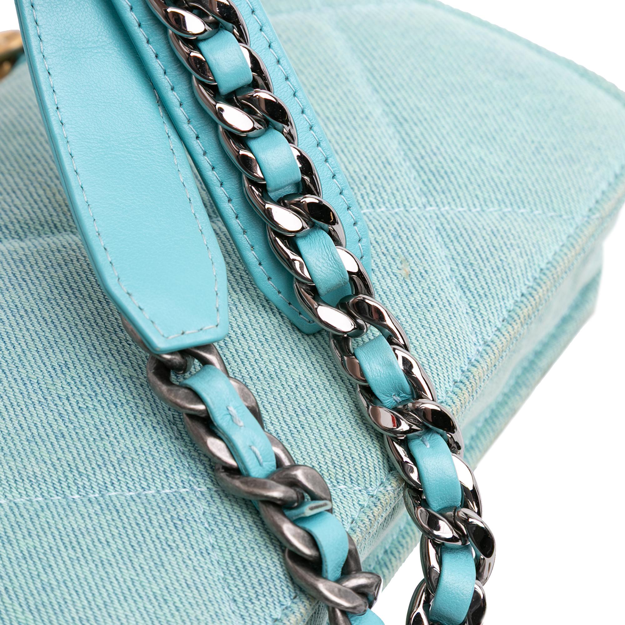 Chanel Denim 19 Wallet on Chain